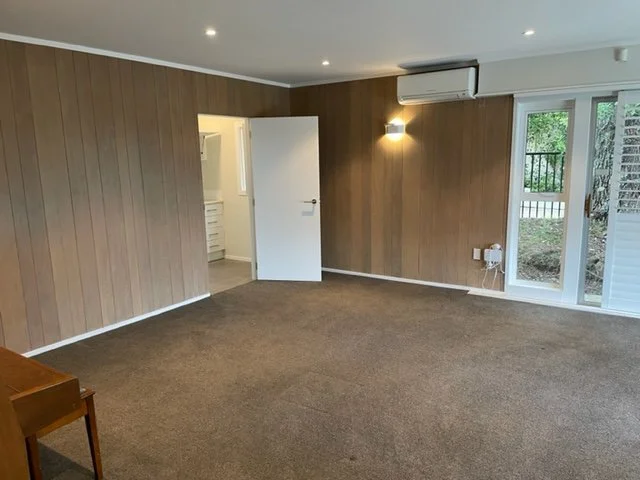 Downstairs living 3.jpg