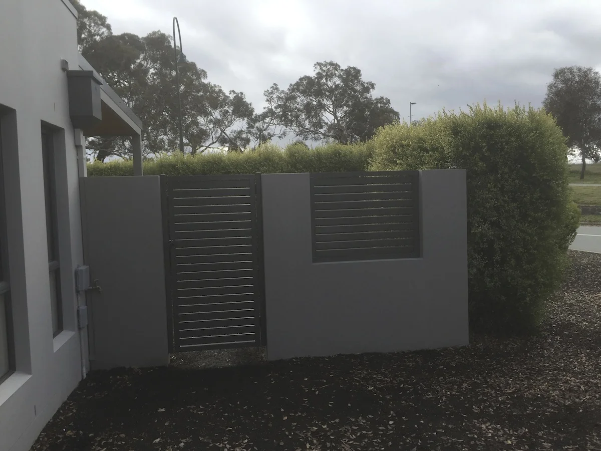 Fallace side gate .jpg