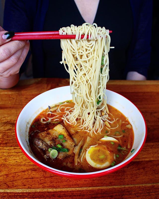well I'm hot blooded, check it and see. 🎤 #hungryhippie
.
.
.
🎵: Foreigner - Hot Blooded (1990) 
#bestfoodworld #topcitybites #tastingtable #nycwff #eeeeeats #noodleworship #foodphotography #nycpulse #zagat #emdailypic #beautifulcuisines #eatmunchi
