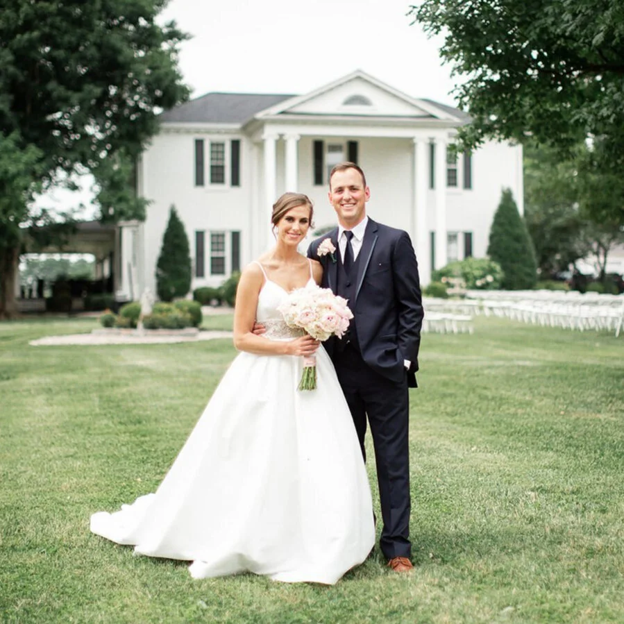                                Olivia + Kasey's Southern Kentucky Wedding