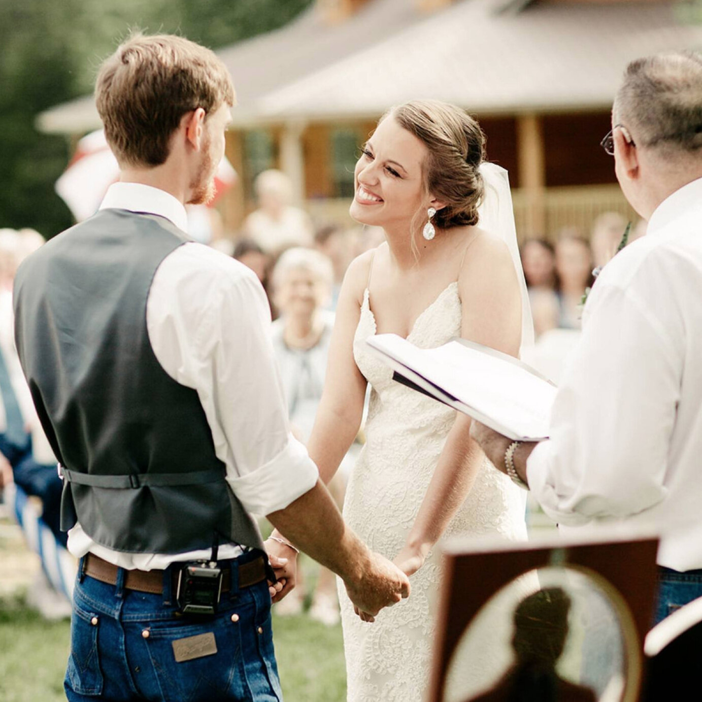                                        Taylor and Brandon's Rustic Wedding