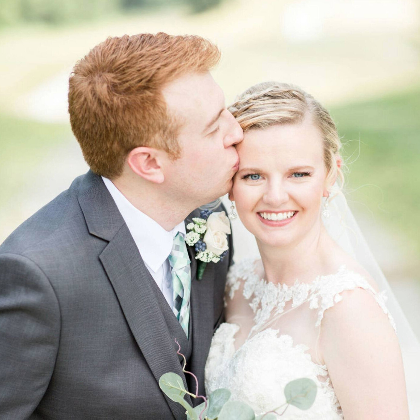                              Hannah + Caleb's Timeless and Rustic Wedding