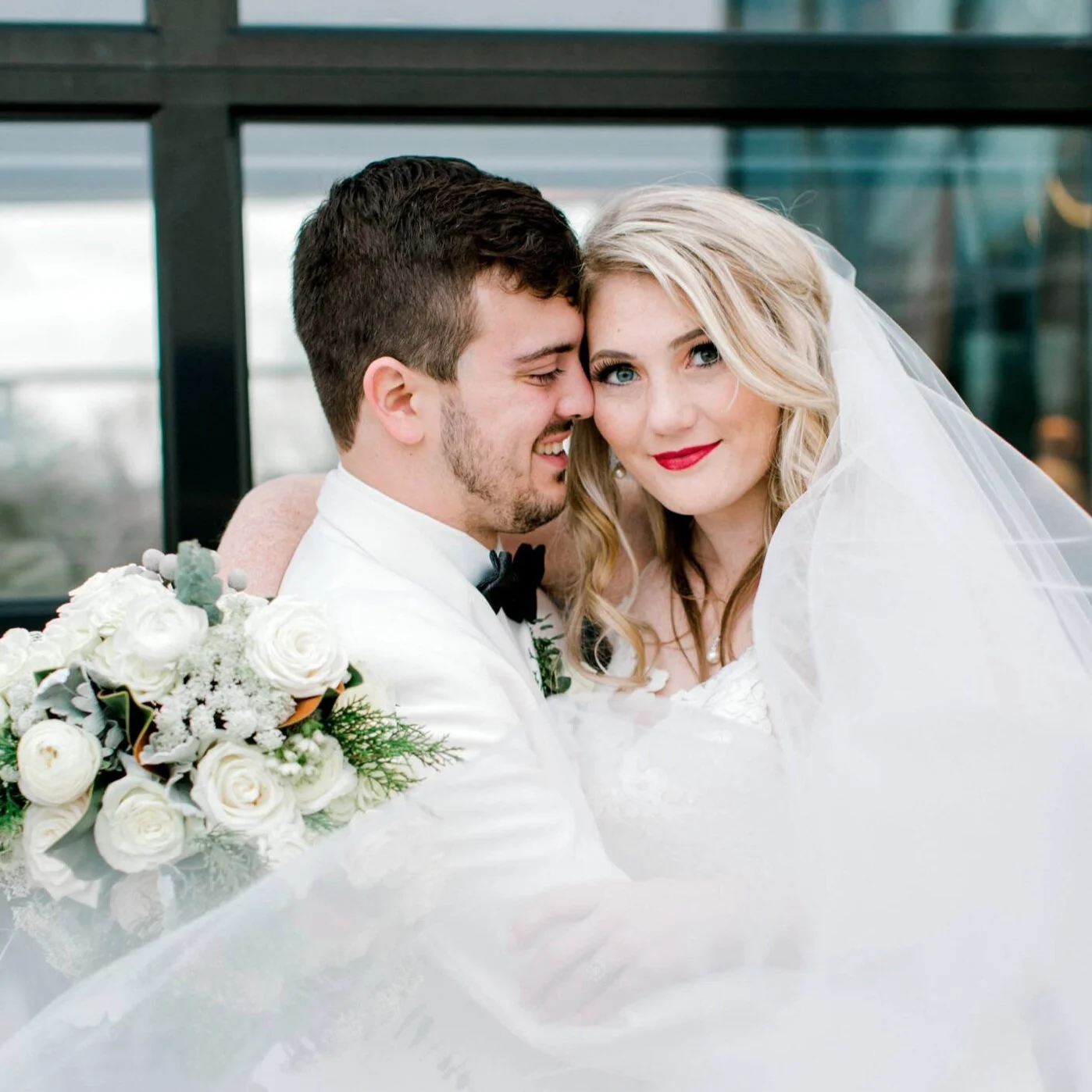                                               Hannah + Patrick's Winter Wedding