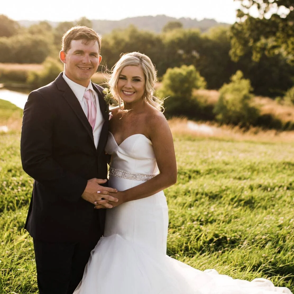                                     Hannah + Thane's Sweet Sturgis Wedding