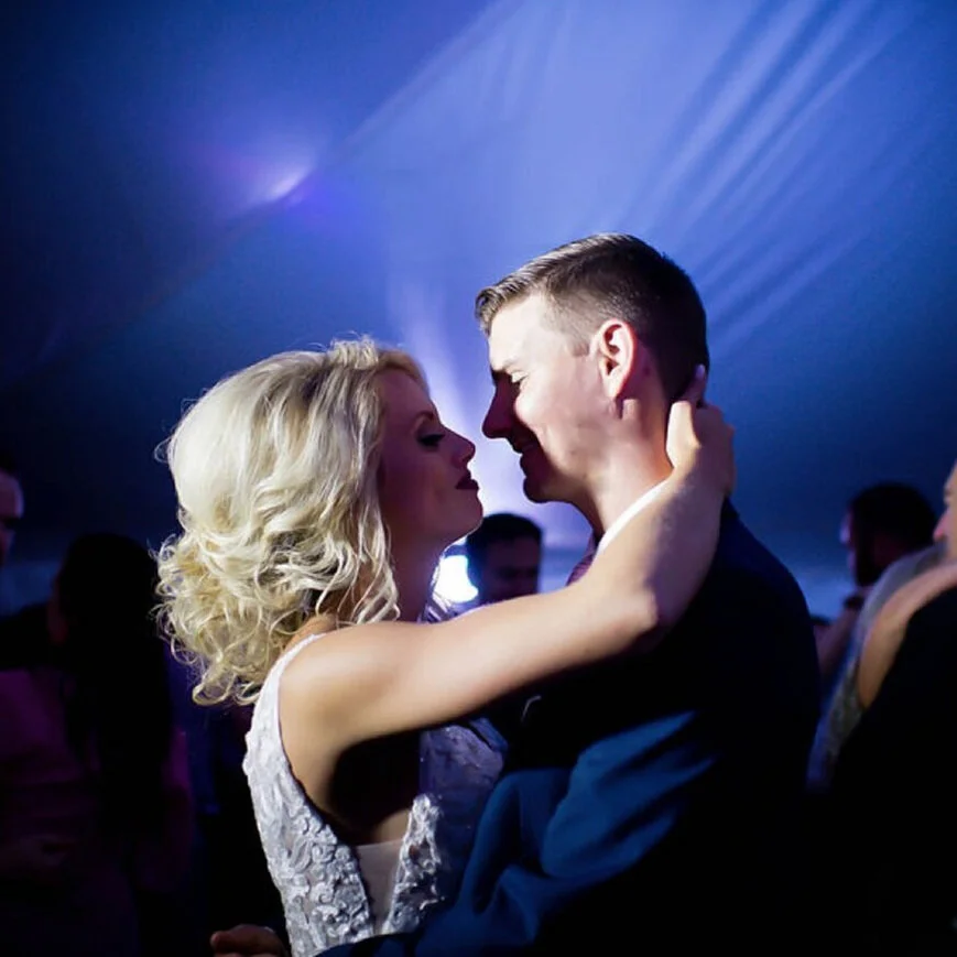                                       Kelli + Spencer's Romantic Southern Wedding