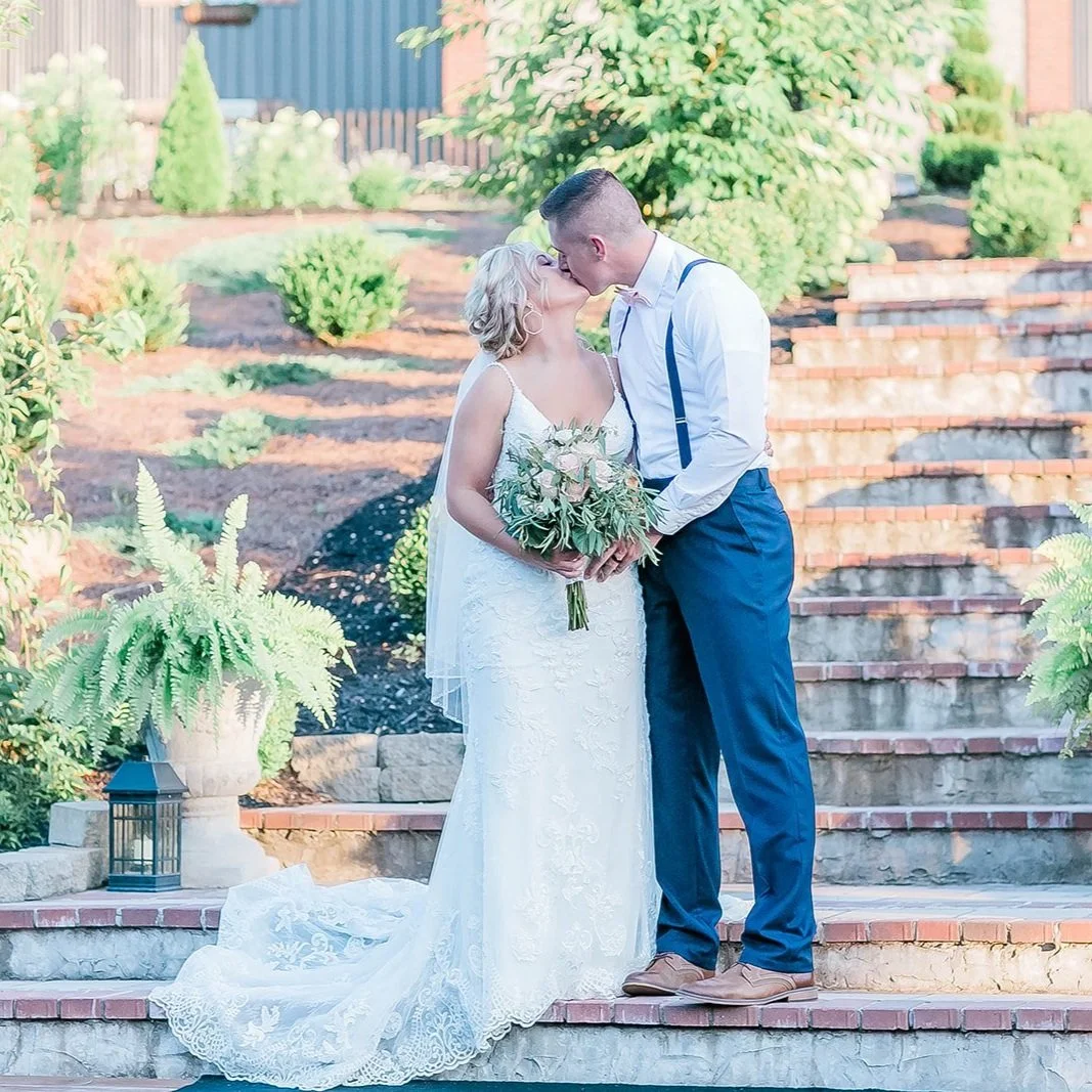                                    Isabella + Jarred's Smiths Grove Wedding