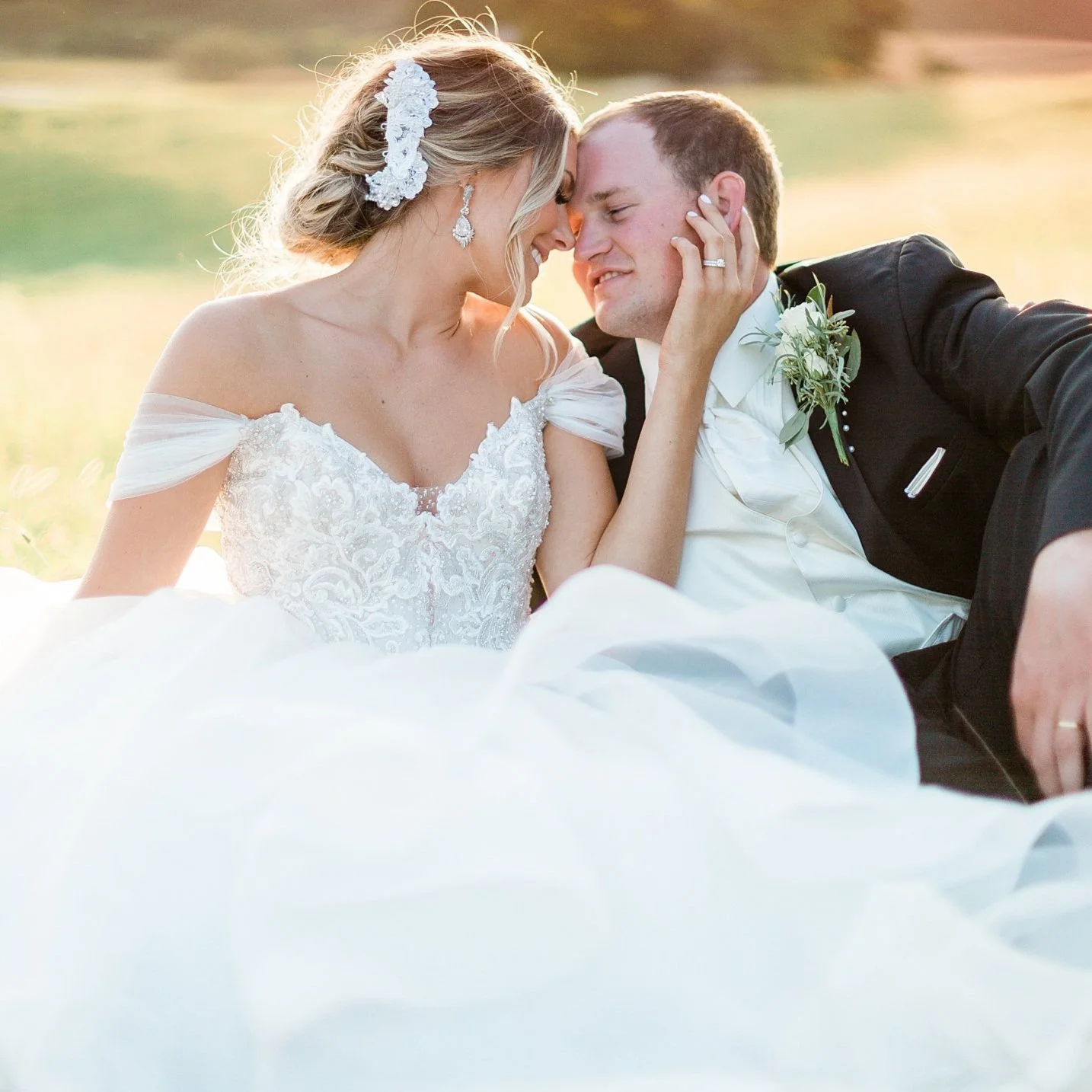                                   Elyssa + Turner's Munfordville Wedding