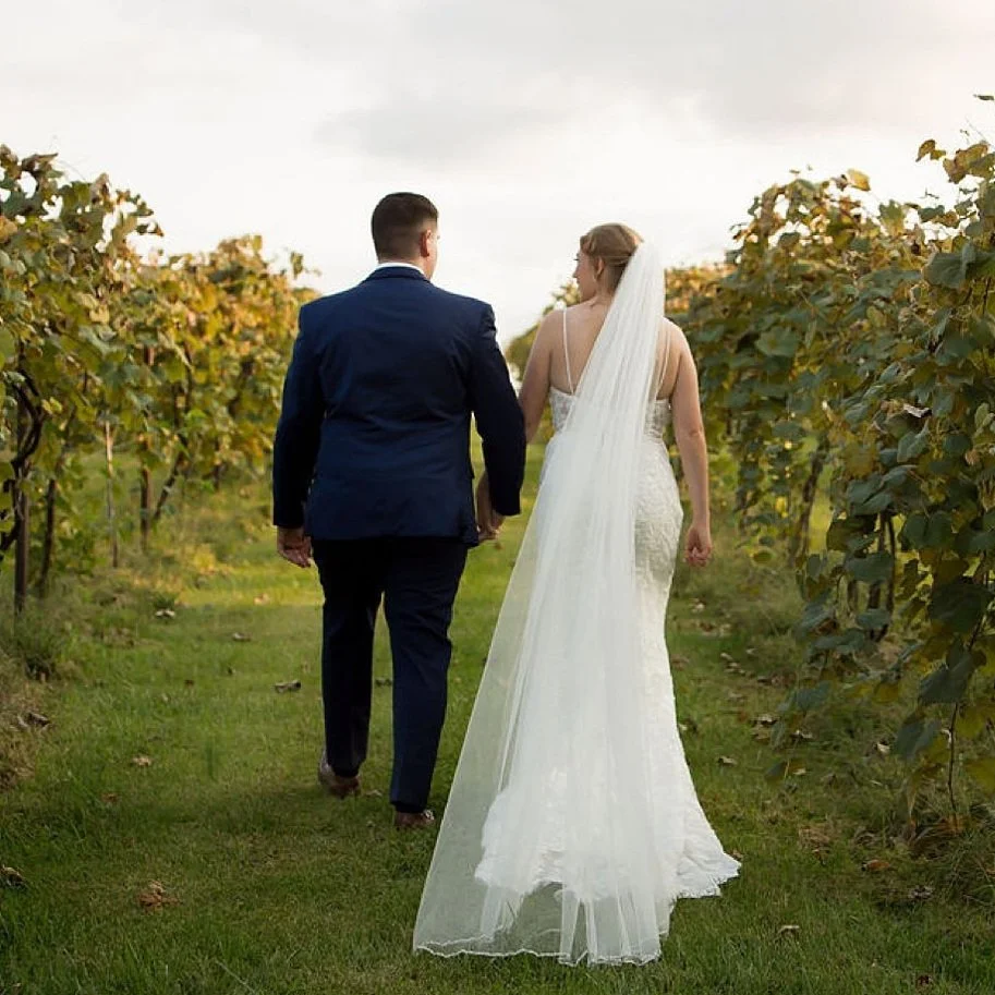                                            Sydney + Daniel's Flemingsburg Wedding