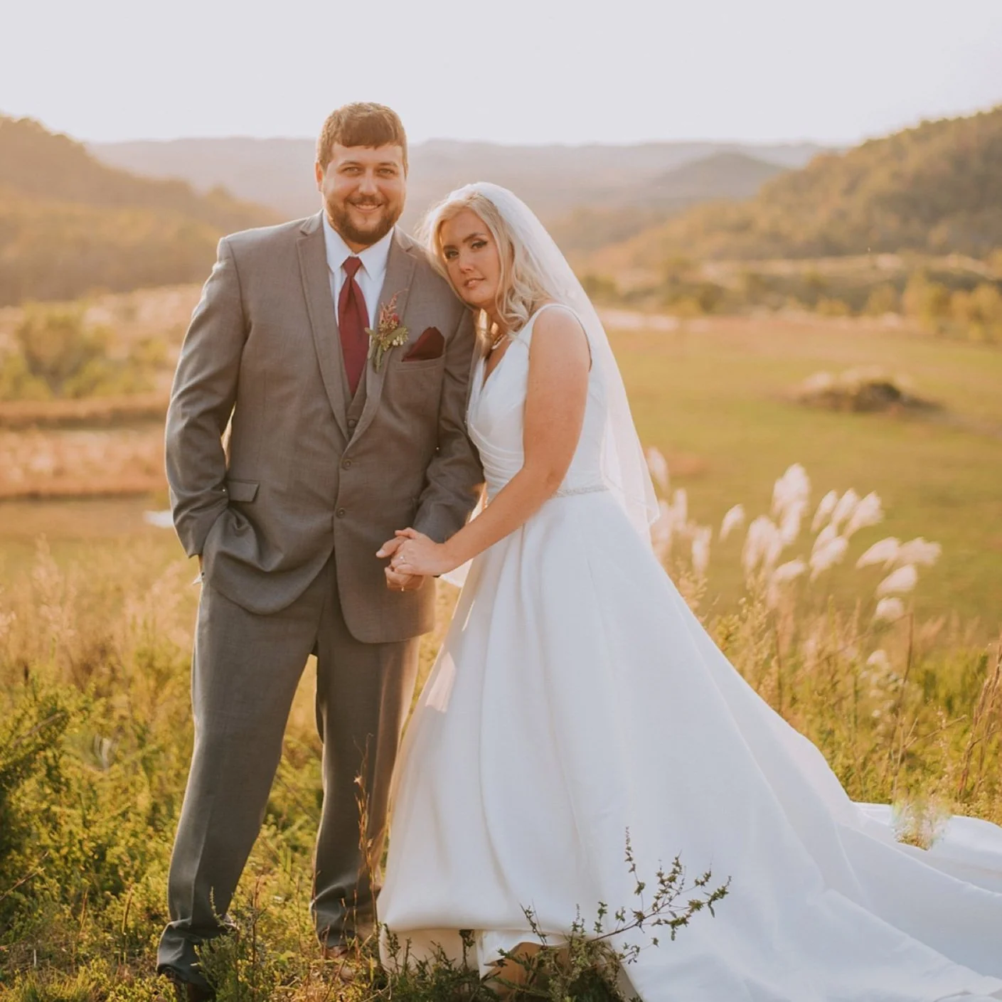                                                  Chelsea + Kyle's Hazard Wedding