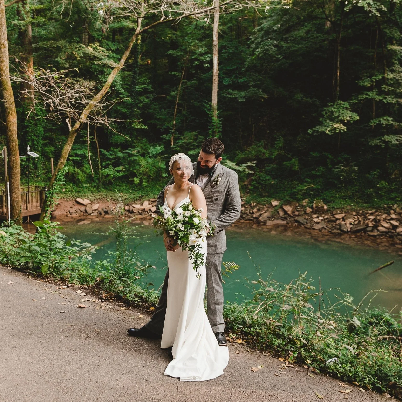                                              Christa + Eric's Bowling Green Wedding