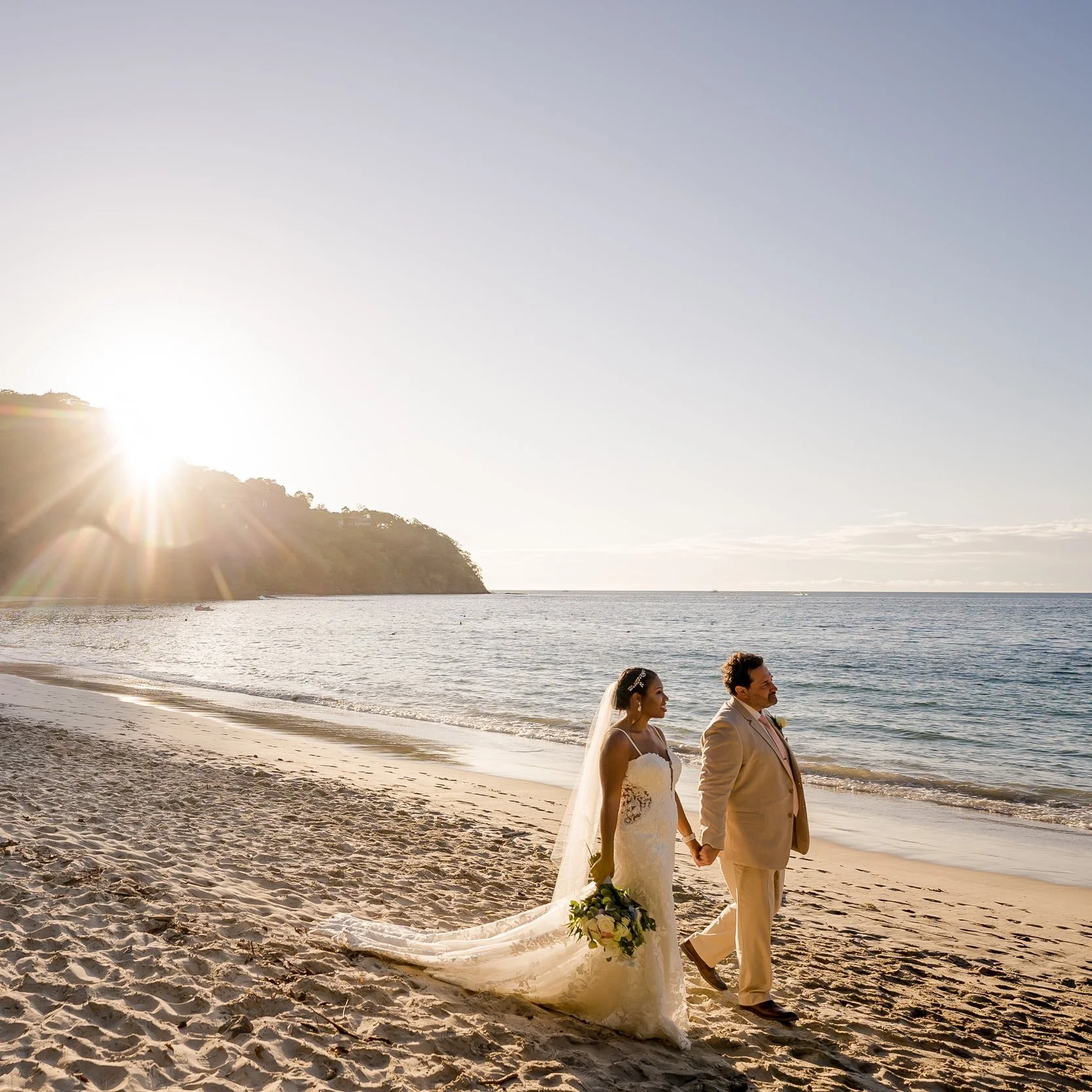                                           Allison + Gregory's Costa Rica Wedding