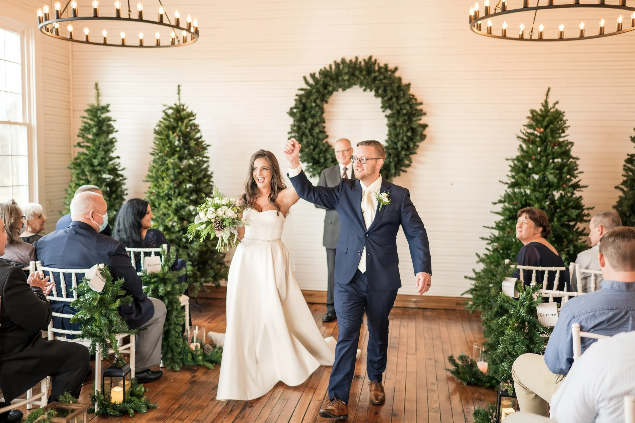                                       Schyler + Luke's Russell Springs Wedding