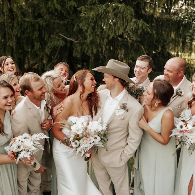                                         Briana + Matthew's Campbellsville Wedding