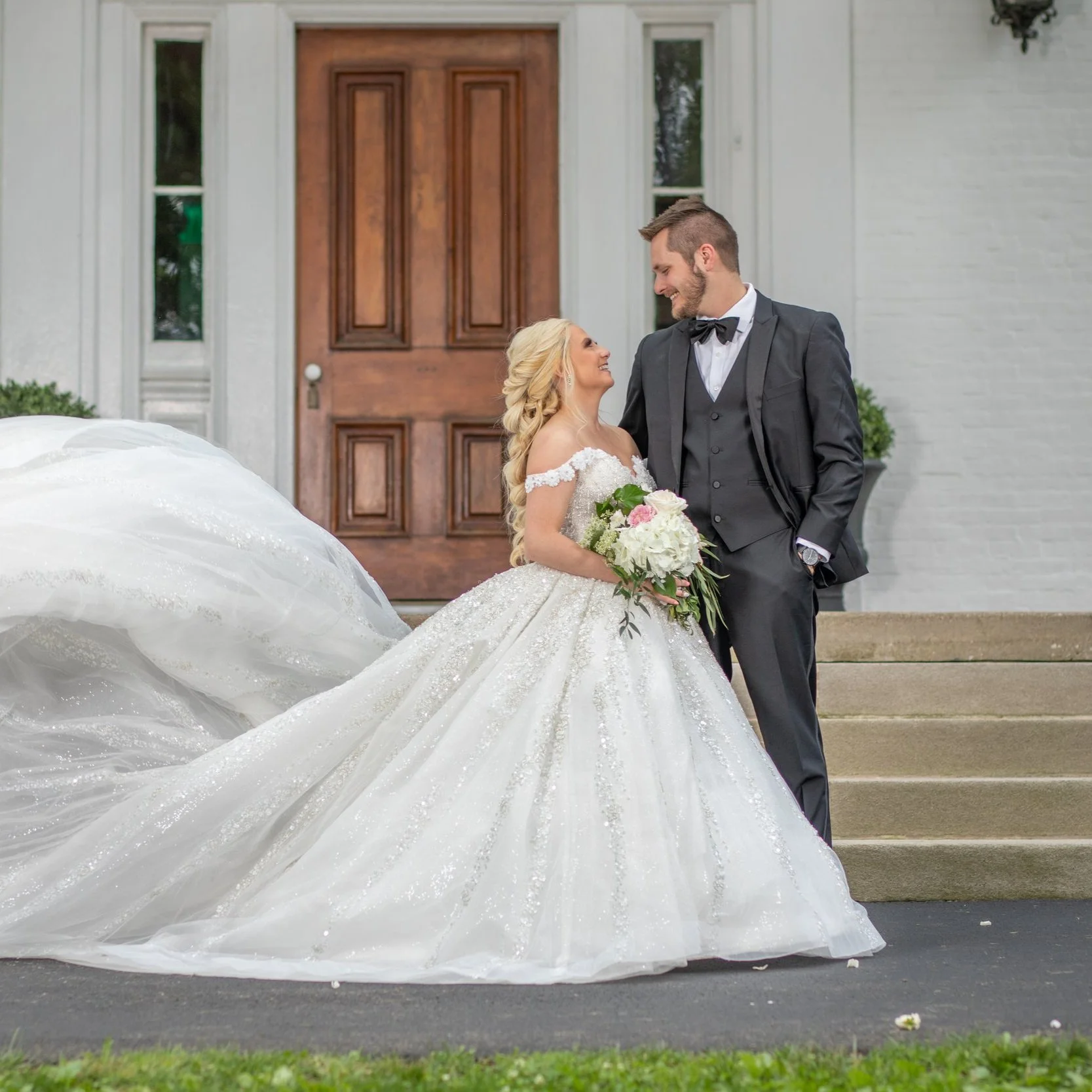                                    Jennifer + Jonathan's Ashford Acres Wedding