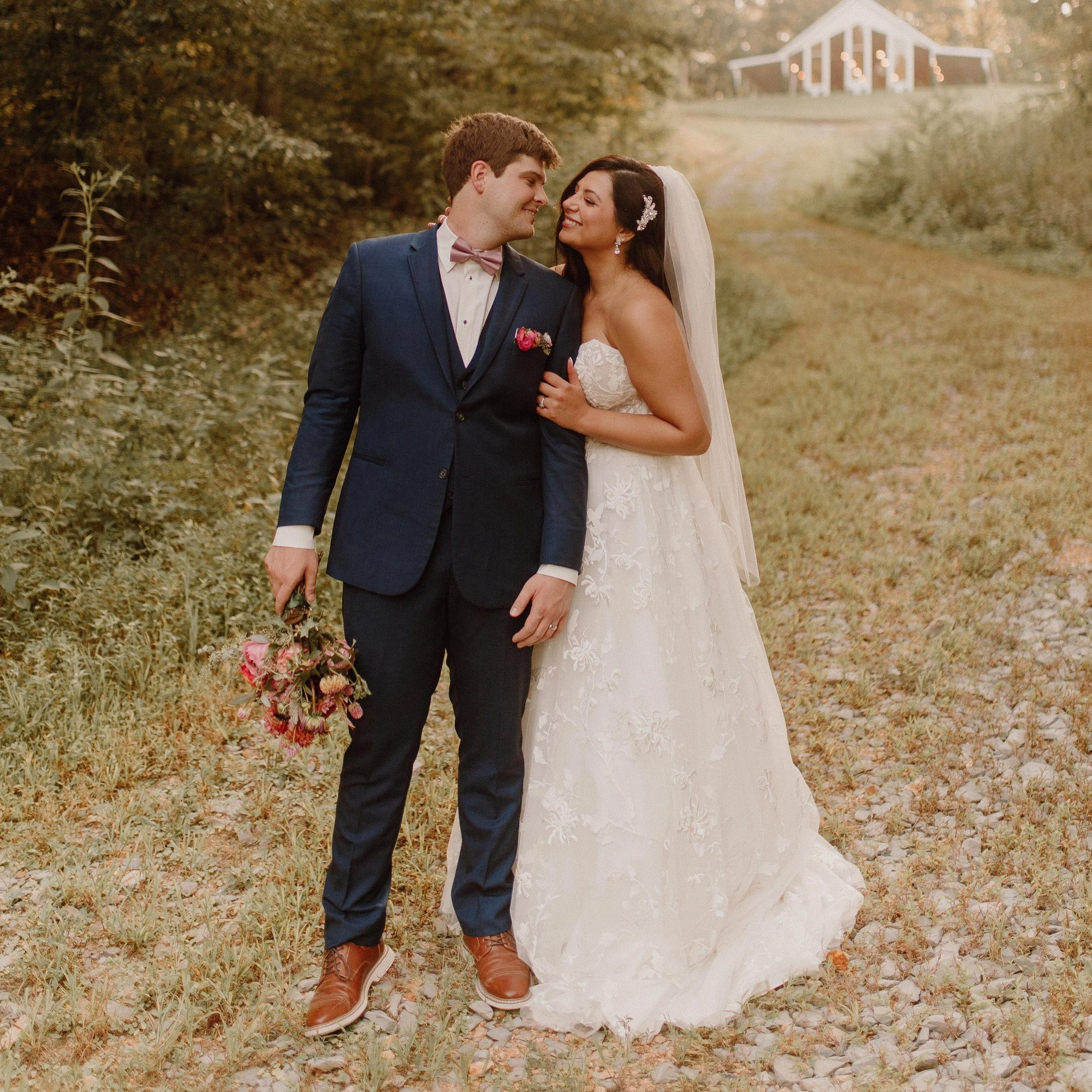                                            Megan + Blake's Tennessee Wedding