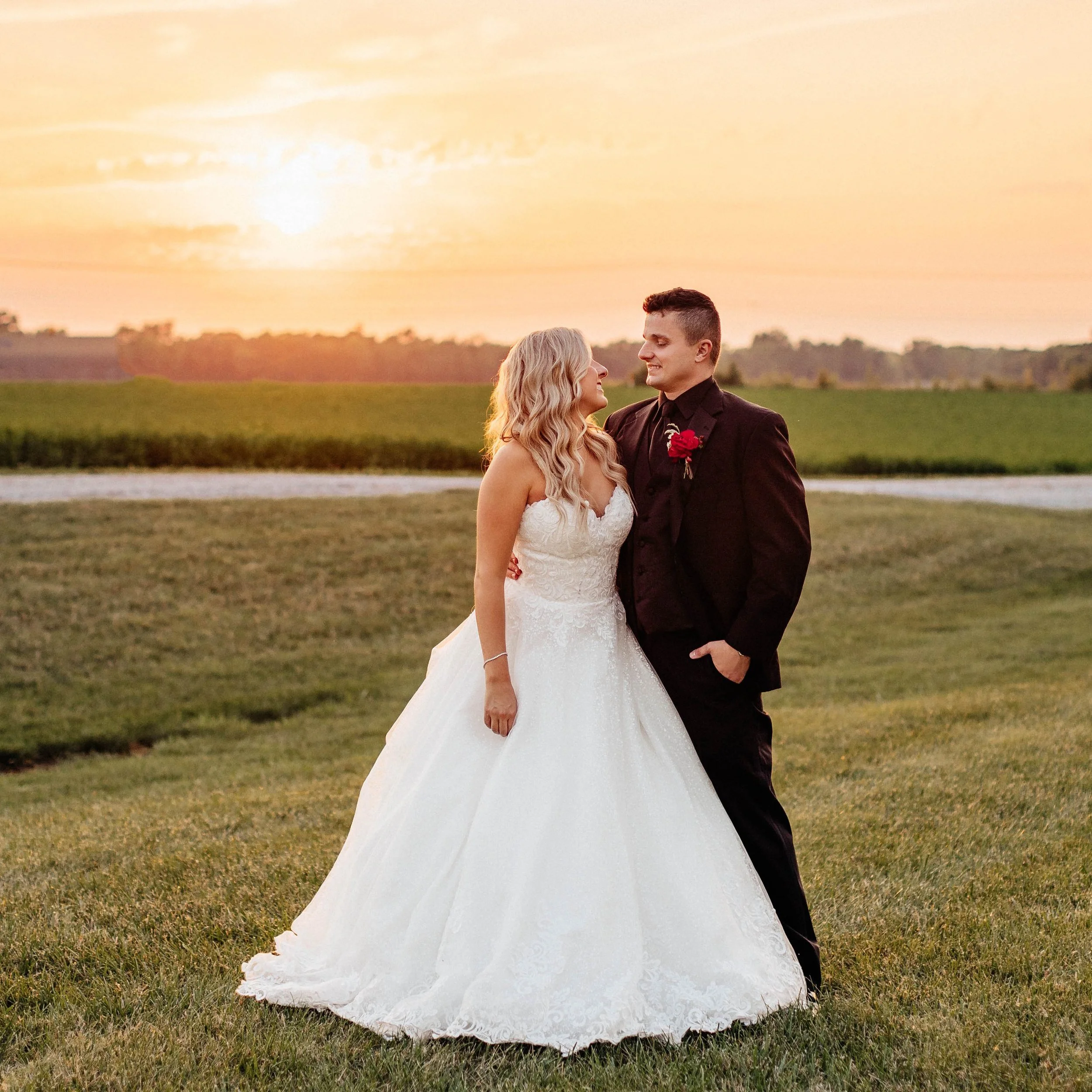                                             Andrea + James' Hopkinsville Wedding!