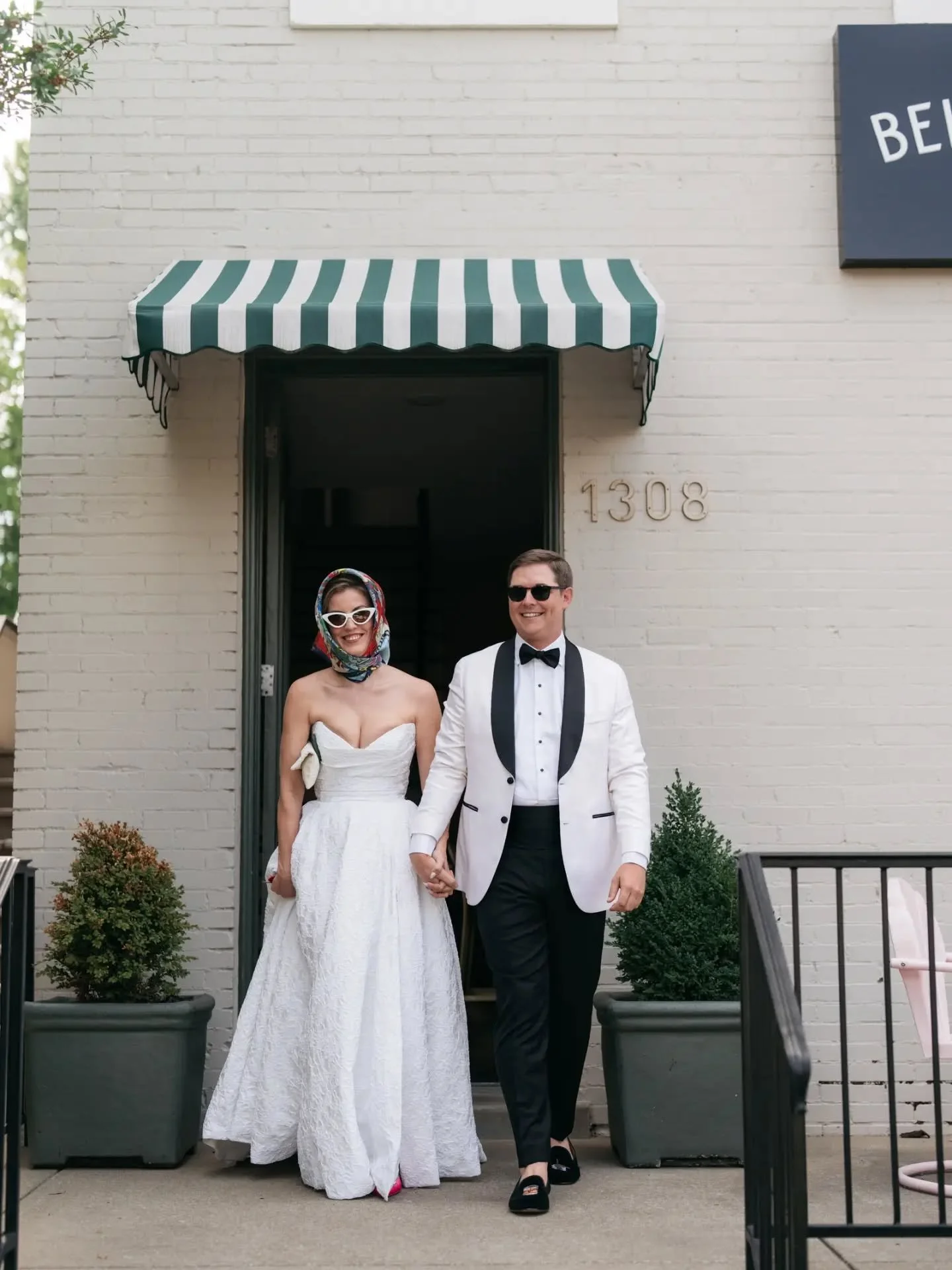 &ldquo;Because we had been part of so many weddings by the time we got married, we knew from the start that our priority for ours was time with the people we love." - Sarah + Brian, Featured in Vol. 18.1. #mykentuckybride

Photography: @I_sliero