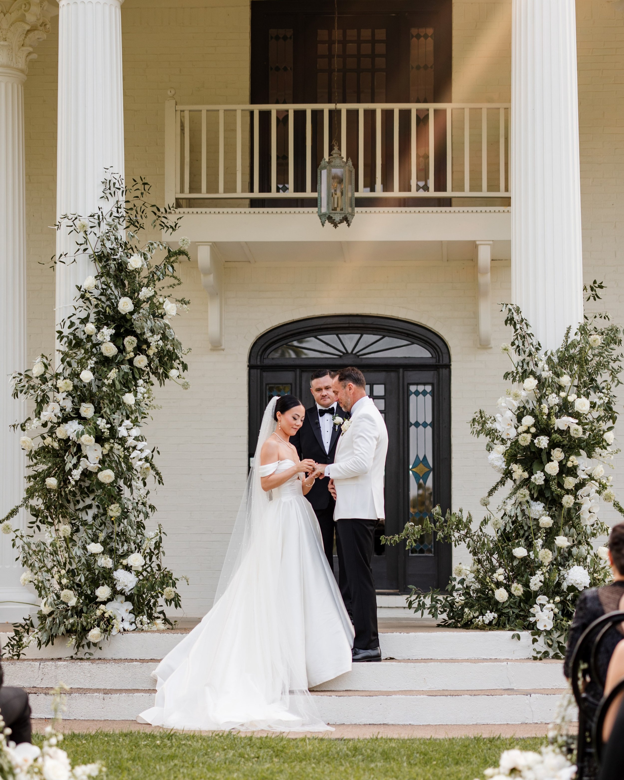 Cui and Rodney wanted their Murray wedding to feel intentional from start to finish, creating a celebration rooted in their faith, family, and the places they&rsquo;ve traveled together. Their son took on ring bearer duties, while the reception featu