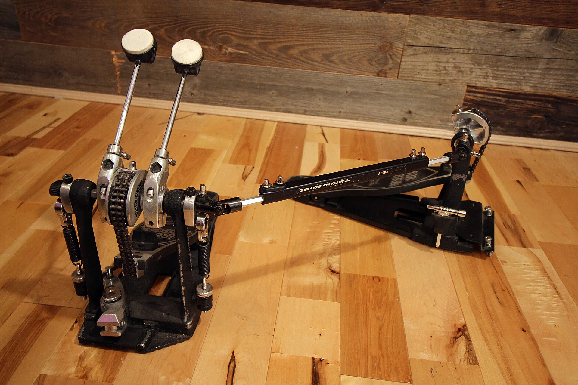 TAMA-IRON-COBRA-POWER-GLIDE-DOUBLE-PEDAL_04.jpg