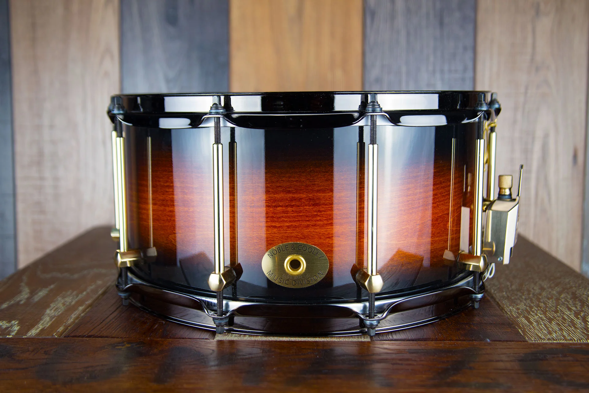 NOBLE-&-COOLEY-CLASSIC-SS-TULIP-14X7-SNARE-DRUM-DRUMAZON_01.jpg