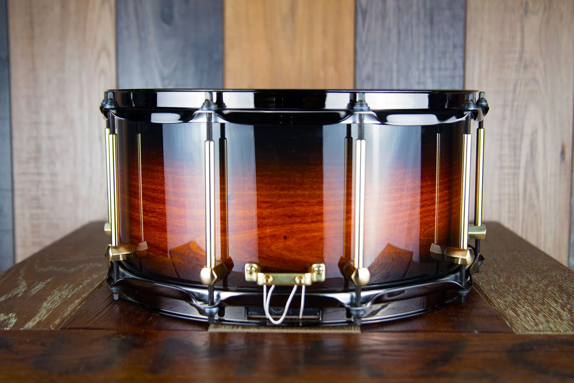 NOBLE-&-COOLEY-CLASSIC-SS-TULIP-14X7-SNARE-DRUM-DRUMAZON_04.jpg