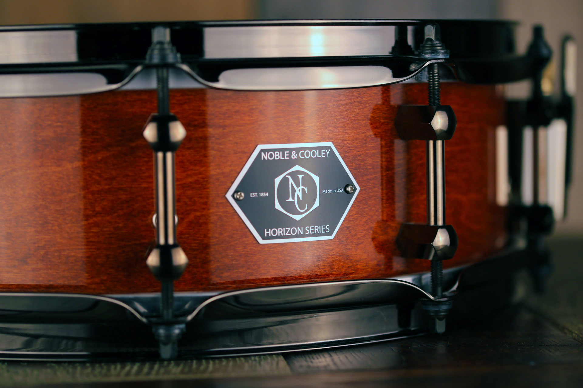 NOBLE-&-COOLEY-HORIZON-14X4.75-SNARE-DRUM-HONEY-MAPLE-DRUMAZON_05.jpg