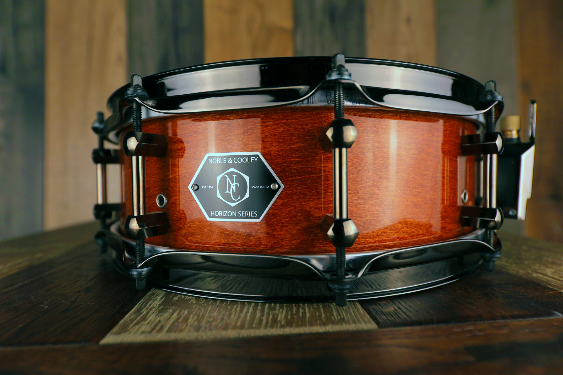 NOBLE-&-COOLEY-HORIZON-14X4.75-SNARE-DRUM-HONEY-MAPLE-DRUMAZON_08.jpg