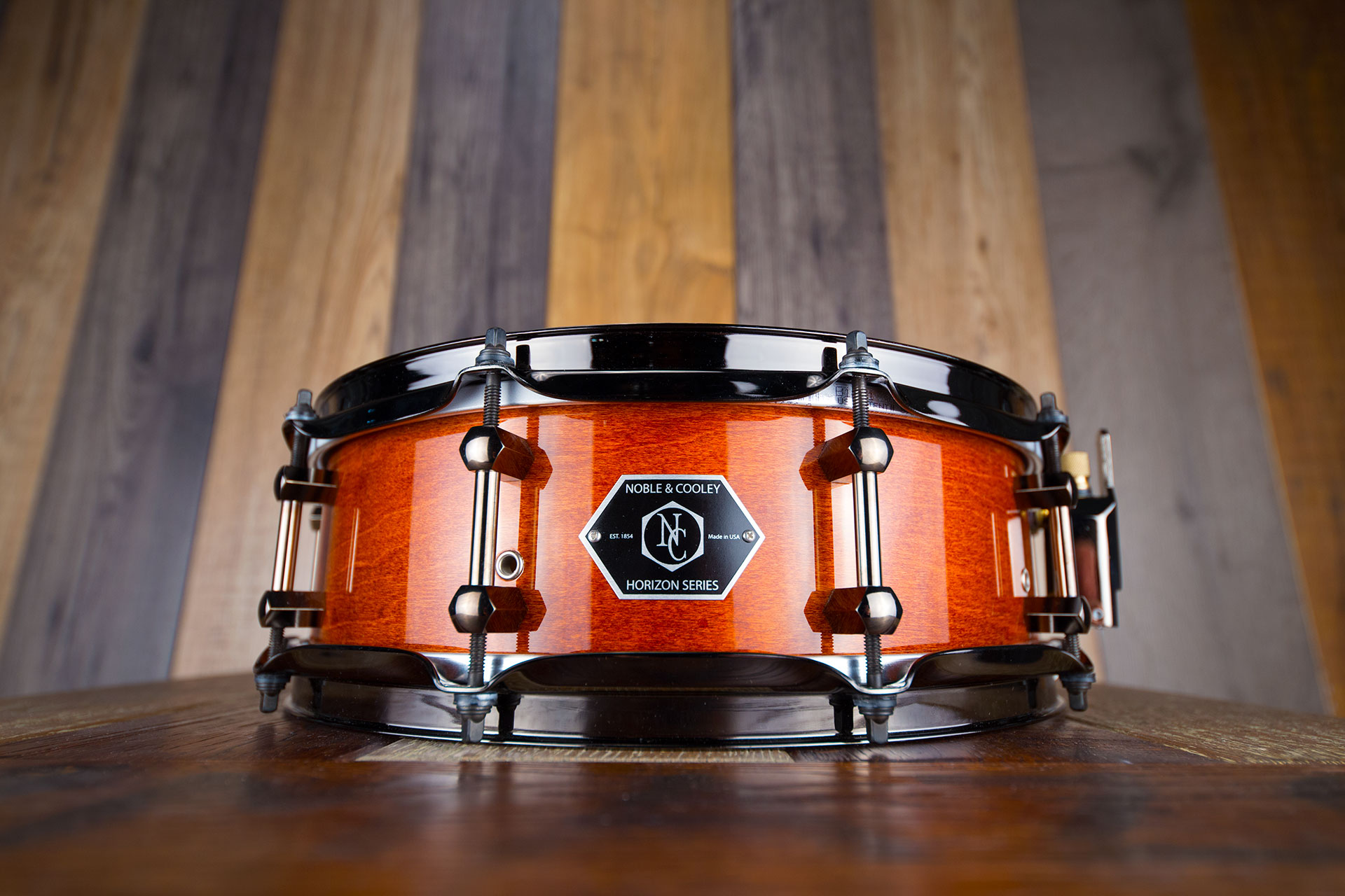 NOBLE-&-COOLEY-HORIZON-14X4.75-SNARE-DRUM-HONEY-MAPLE-DRUMAZON_11.jpg