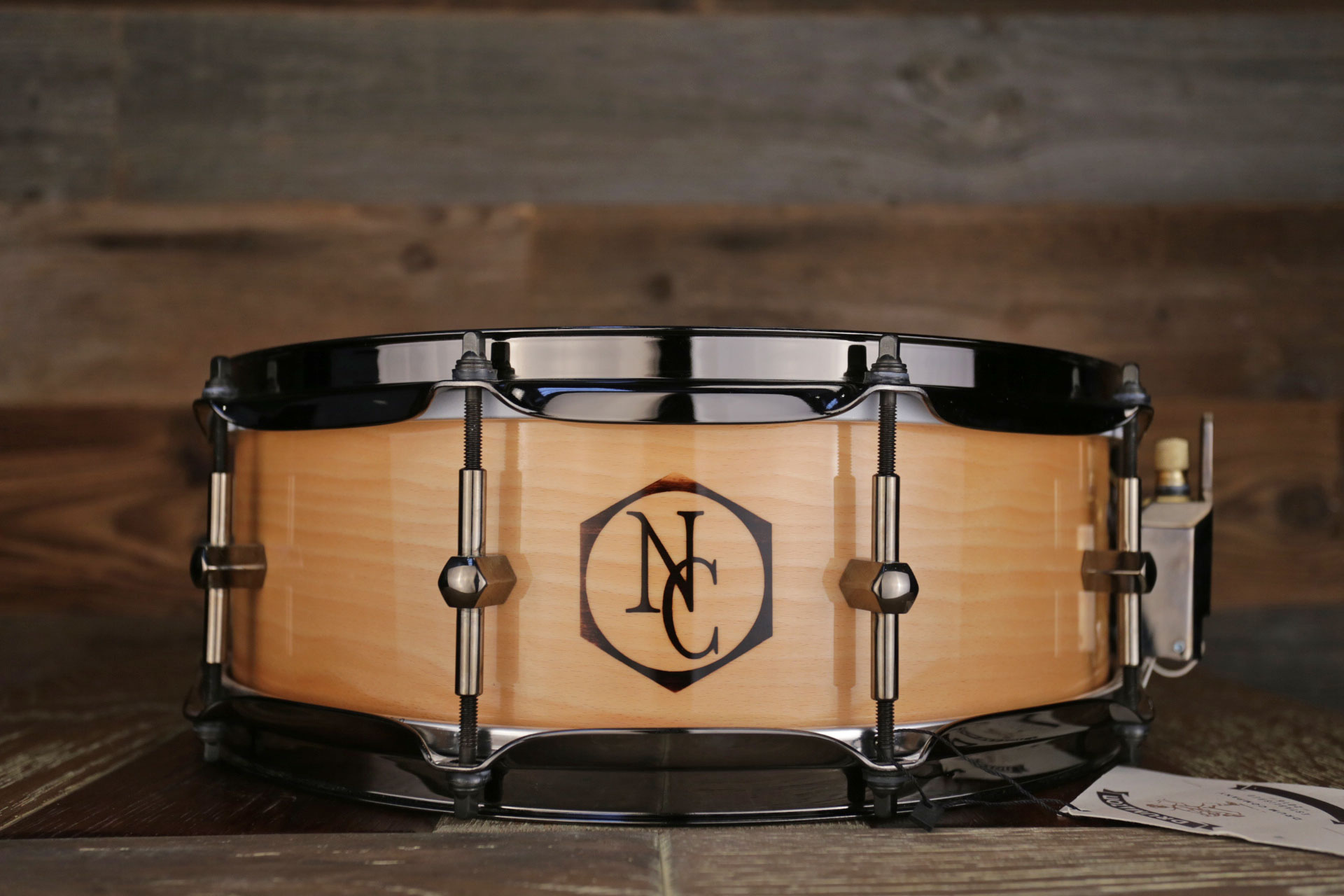 NOBLE-&-COOLEY-SS-CLASSIC-BEECH-14X5-SNARE-DRUM_01.jpg