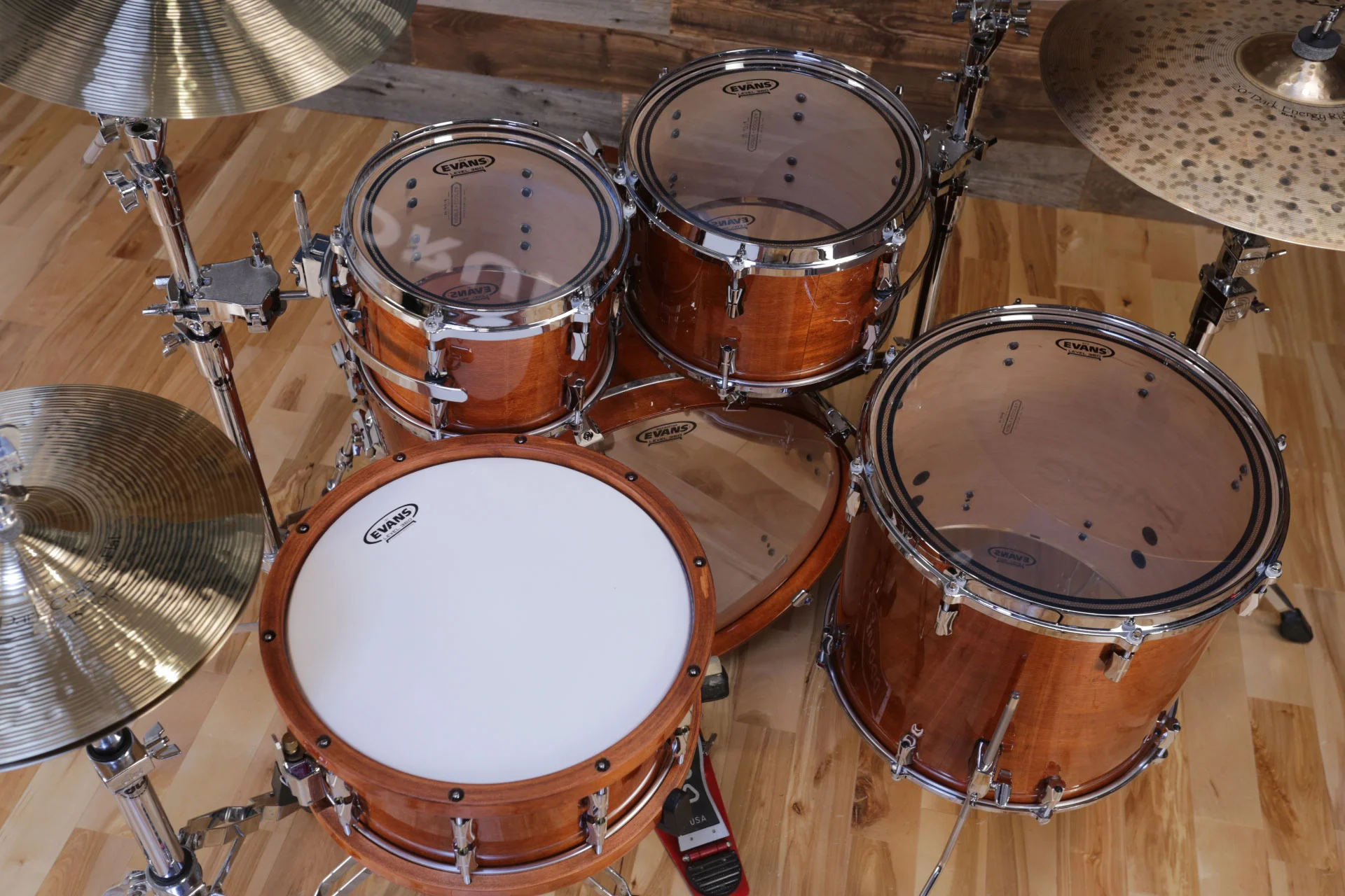 EVANS-LEVEL-360-EC2-CLEAR-DRUM-HEAD-COPYRIGHT-DRUMAZON_03.jpg