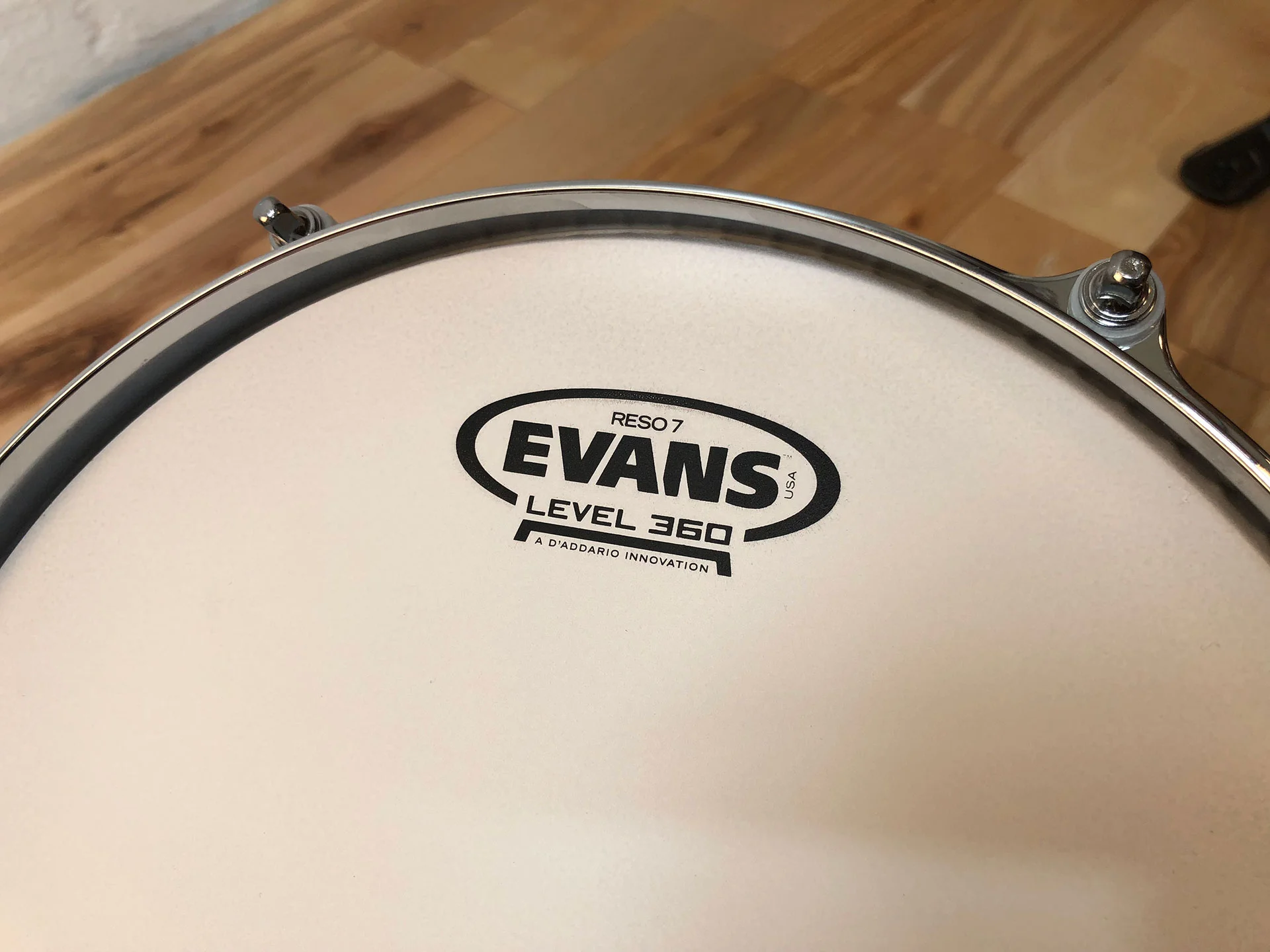 EVANS-LEVEL-360-RESO-7-DRUM-HEAD-COPYRIGHT-DRUMAZON_03.jpg