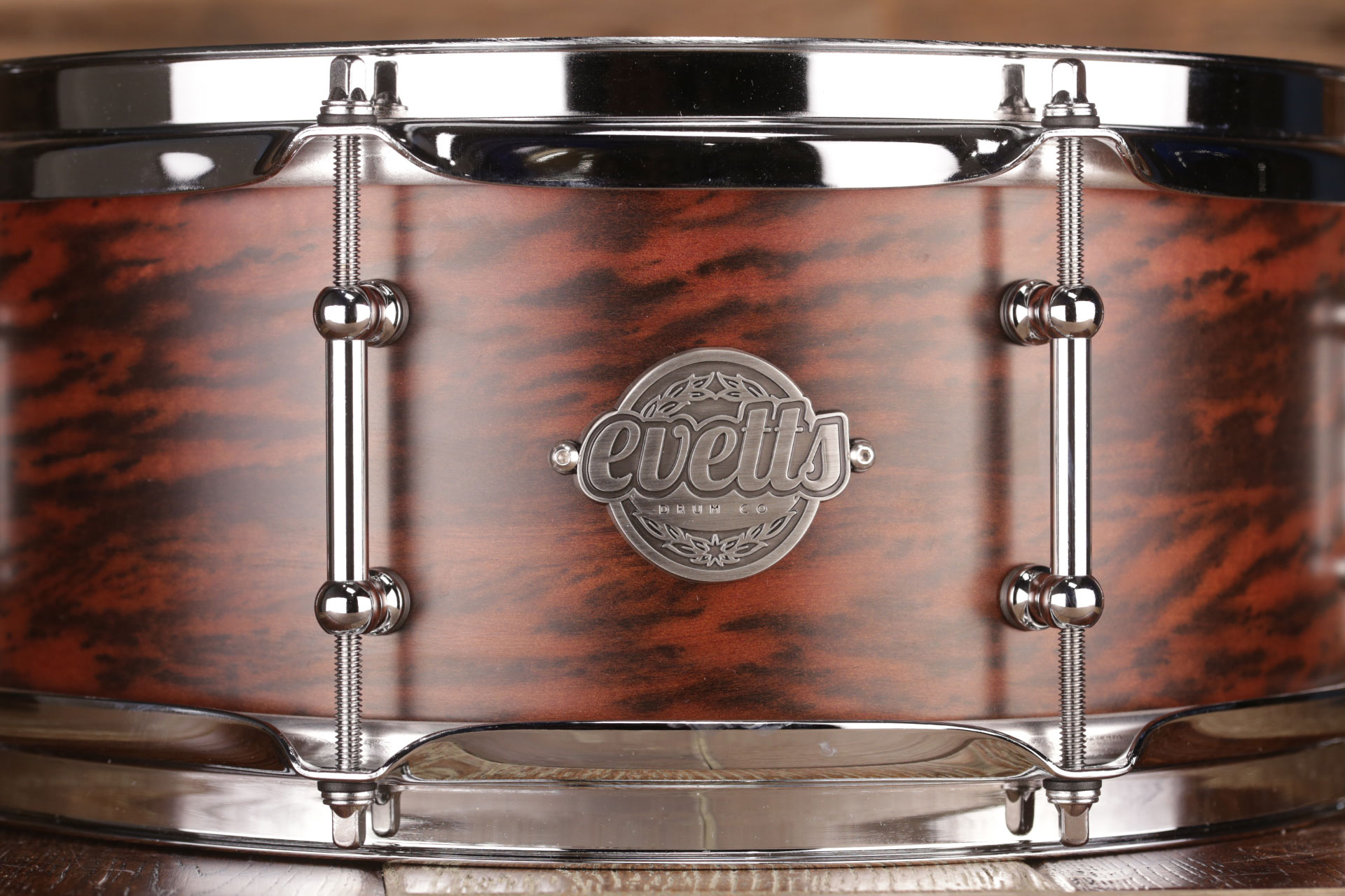EVETTS-13X5.5-QUEENSLAND-WALNUT-SNARE-DRUM-TIGER-MYRTLE-DRUMAZON_08.jpg