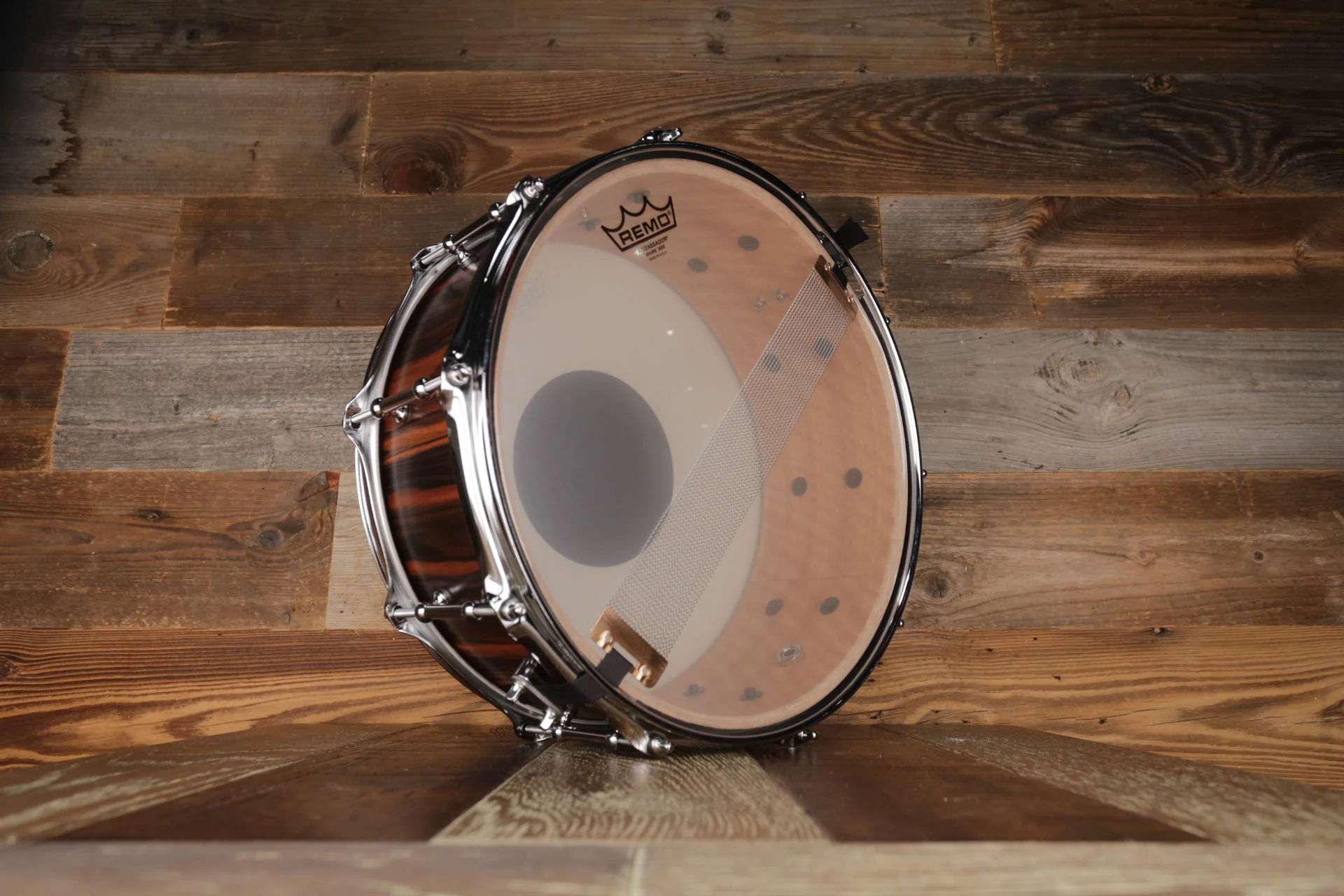 EVETTS-14X5.75-SPOTTED-GUM-SNARE-DRUM-EBONY-MACASSAR-DRUMAZON_07.jpg
