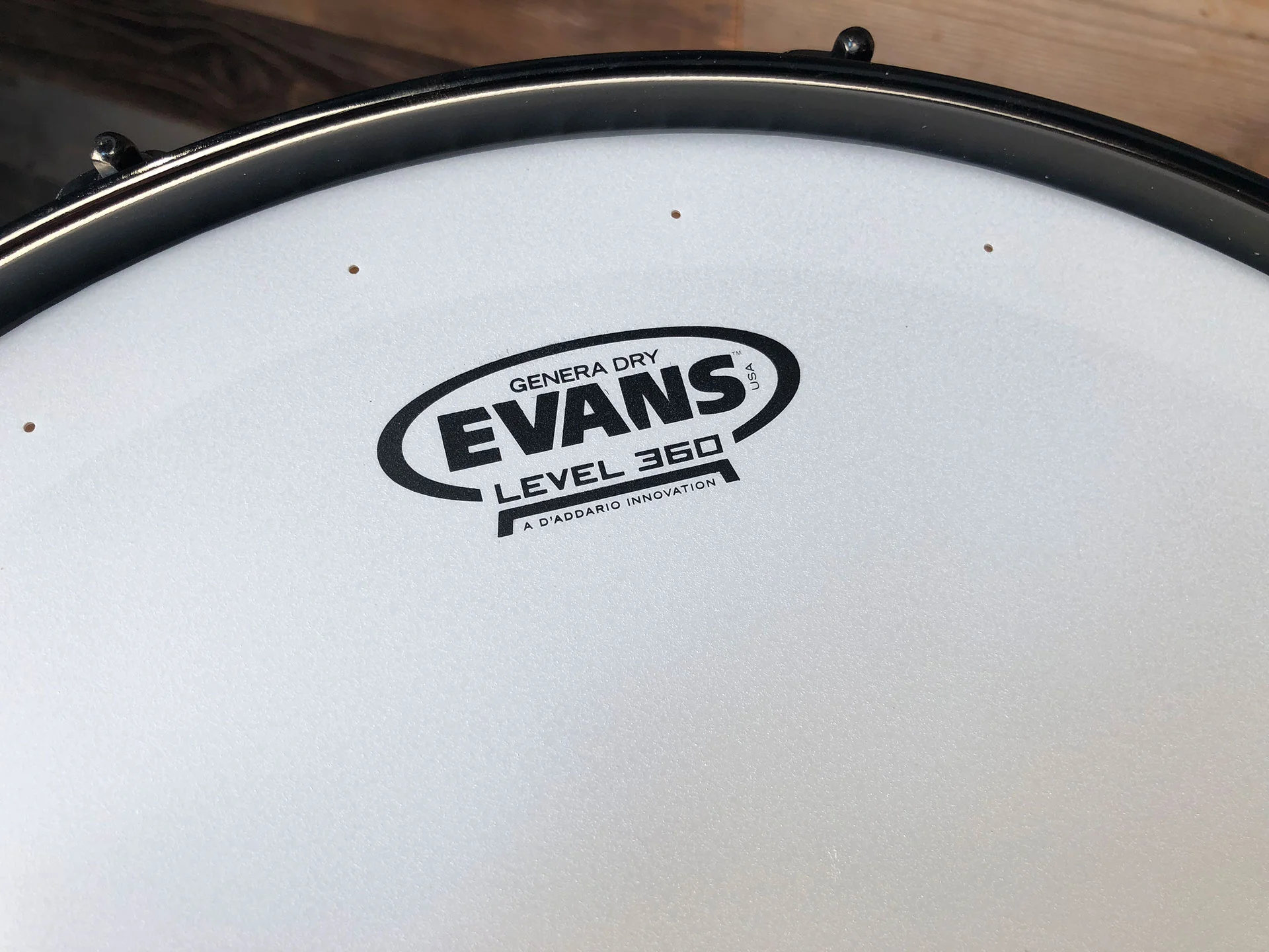 EVANS-LEVEL-360-GENERA-DRY-SNARE-DRUM-HEAD-COPYRIGHT-DRUMAZON_02.jpg