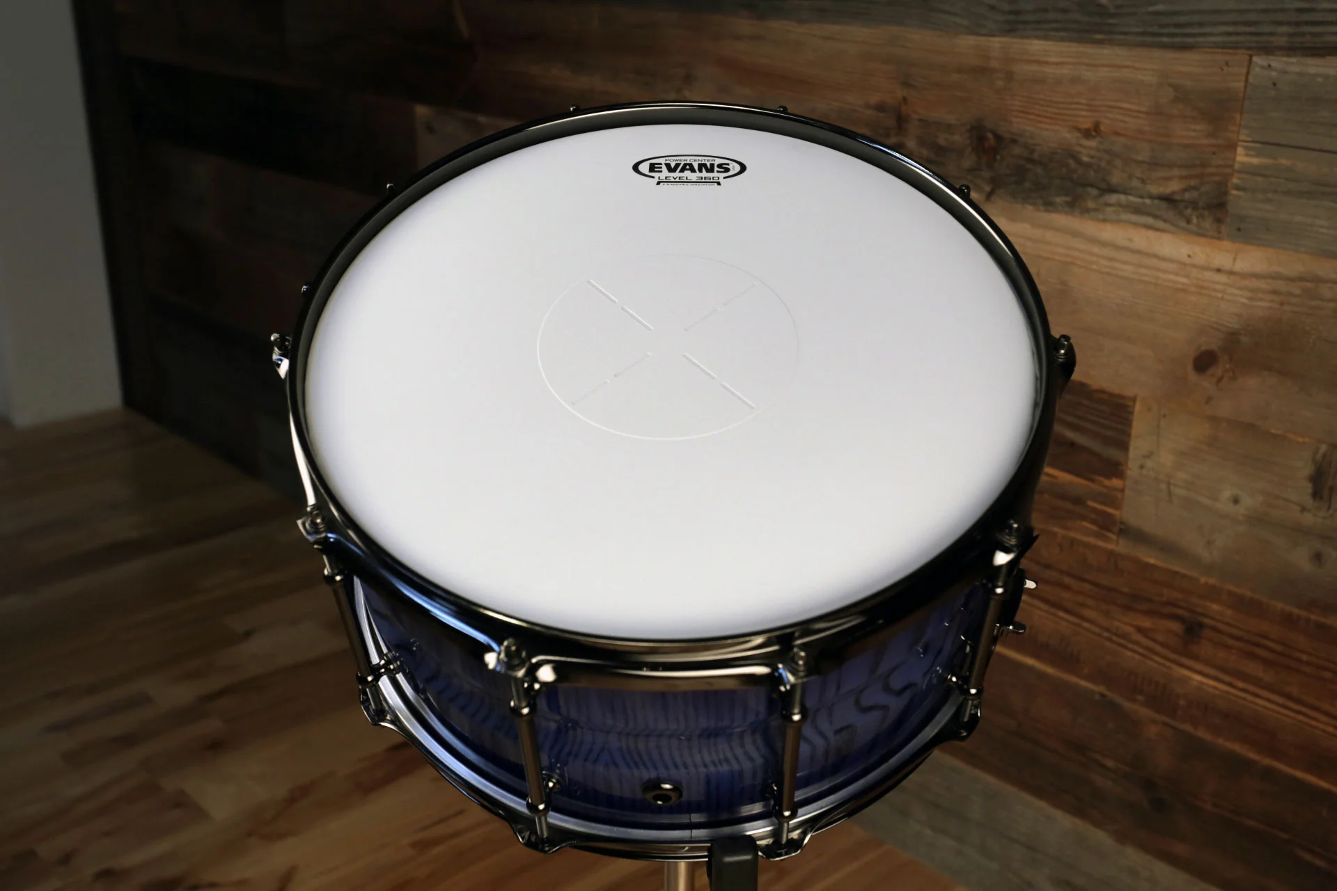 EVANS-LEVEL-360-POWER-CENTER-SNARE-DRUM-HEAD-COPYRIGHT-DRUMAZON_03.jpg