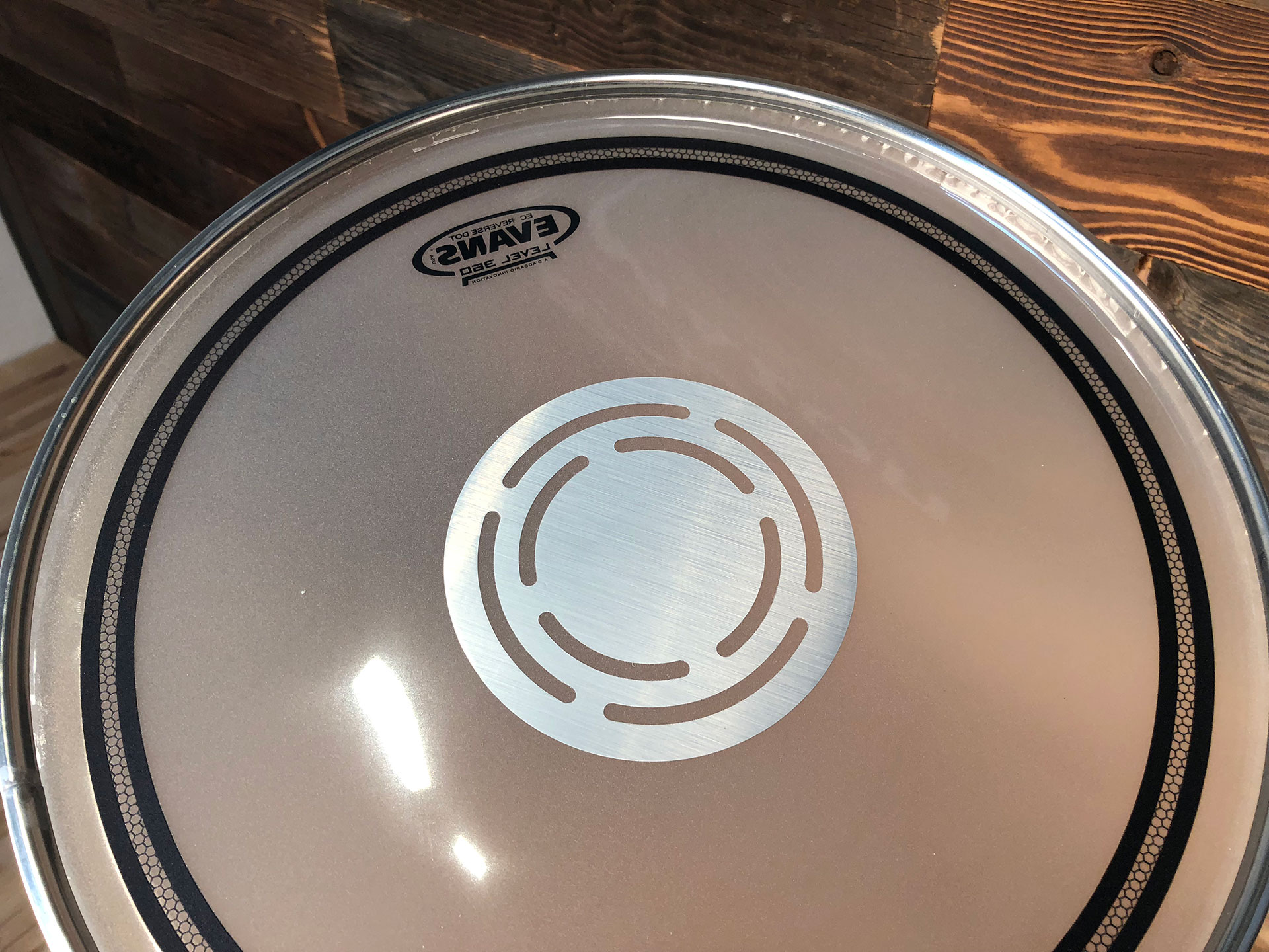 EVANS-LEVEL-360-EC-REVERSE-DOT-SNARE-DRUM-HEAD-COPYRIGHT-DRUMAZON_04.jpg