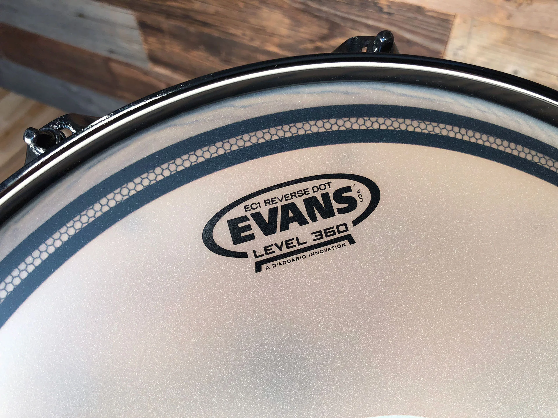 EVANS-LEVEL-360-EC1-REVERSE-DOT-SNARE-DRUM-HEAD-COPYRIGHT-DRUMAZON_02.jpg