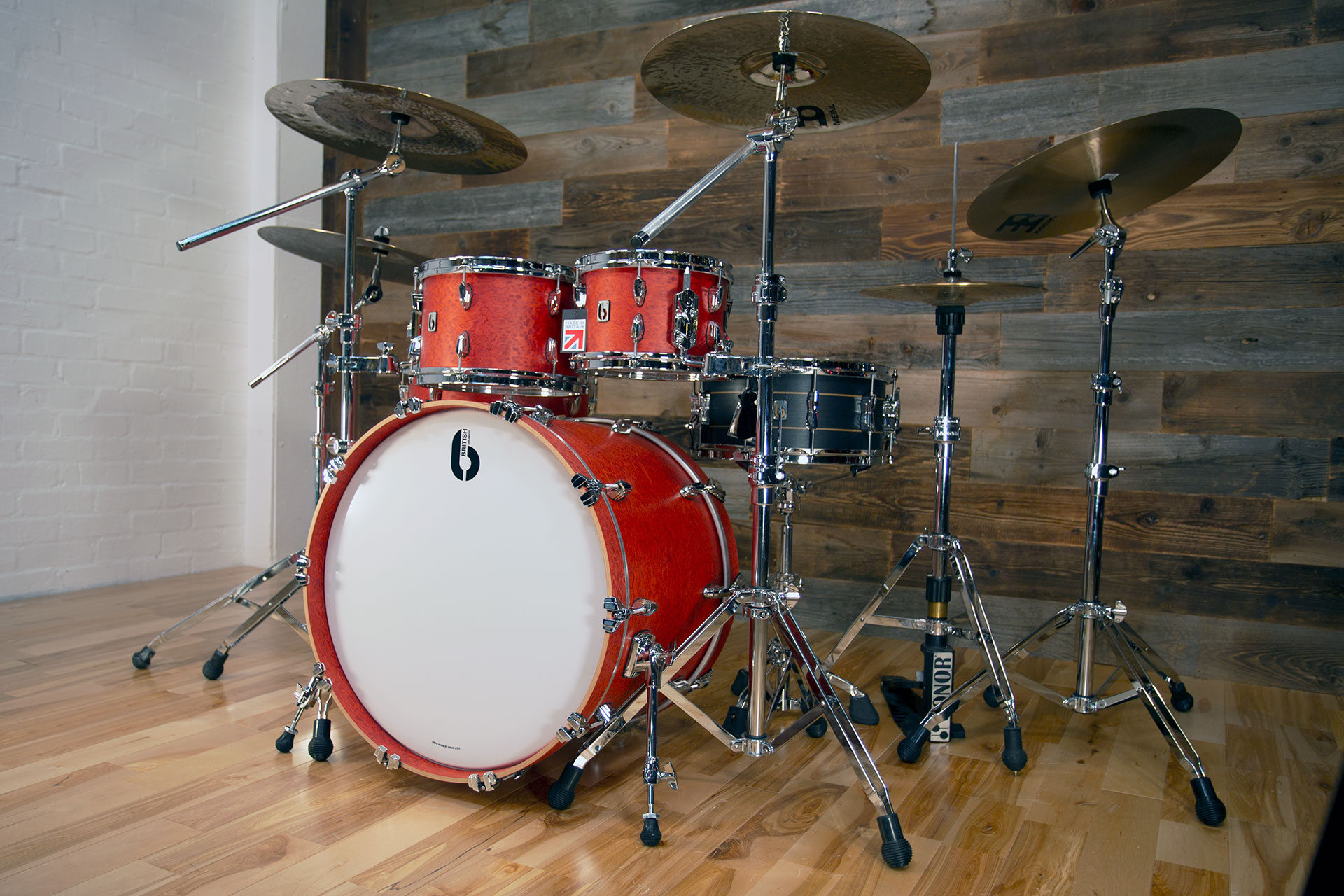 BRISITISH-DRUM-COMPANY-LEGEND-LEG-22-FS-BS-BUCKINGHAM-SCARLETT-DRUMAZON_02.jpg