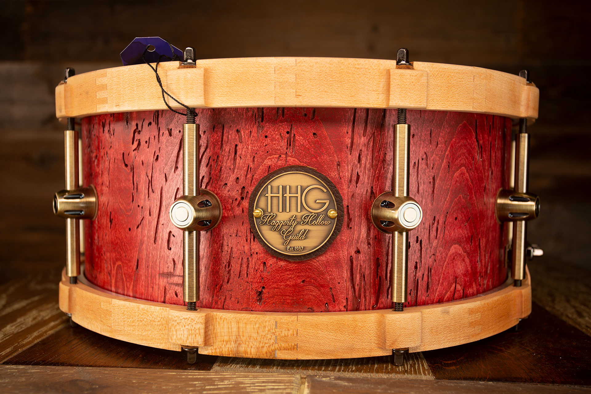 HHG-14X6-RECLAIMED-MAPLE-SNARE-RED-SATIN-OIL-WOOD-HOOPS-DRUMAZON_01.jpg