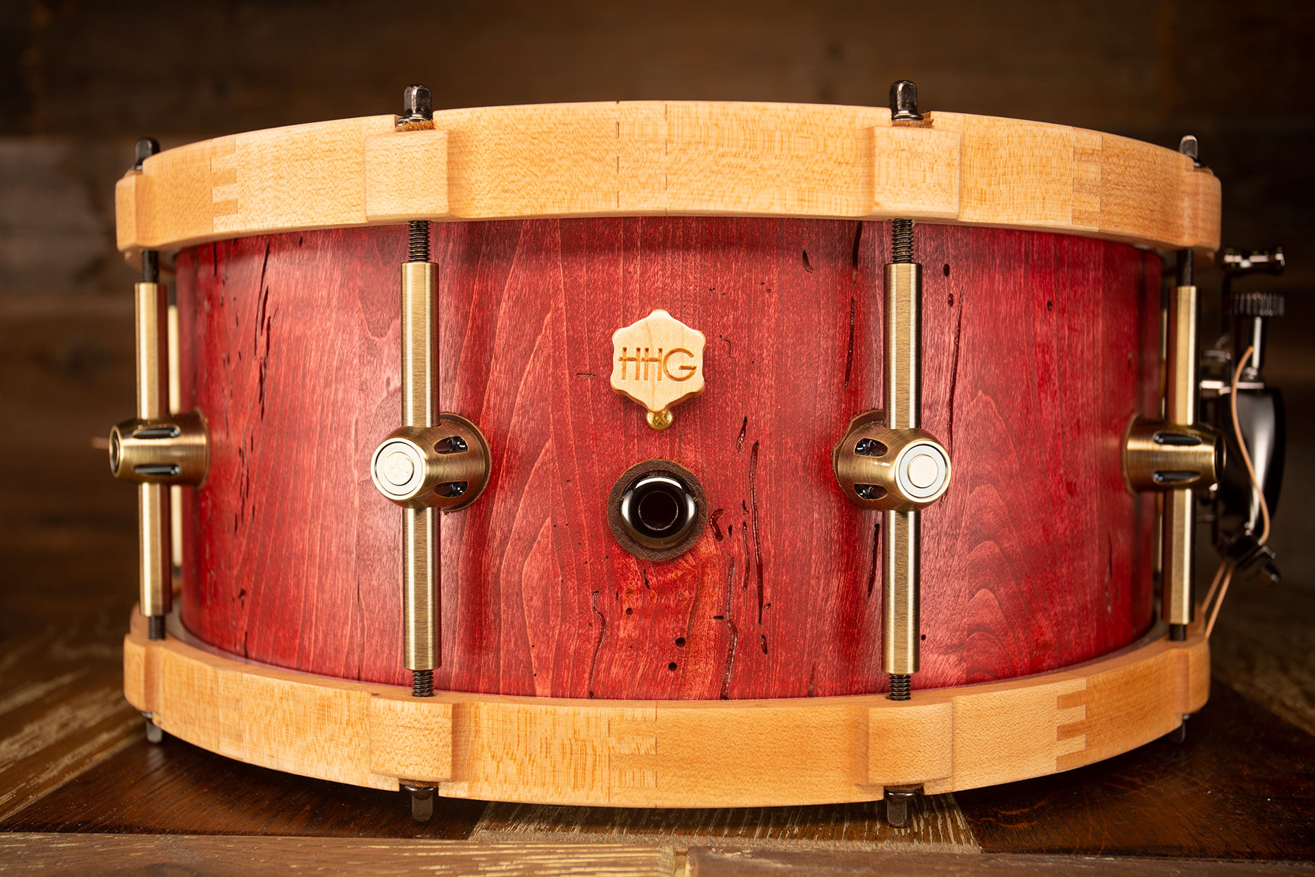 HHG-14X6-RECLAIMED-MAPLE-SNARE-RED-SATIN-OIL-WOOD-HOOPS-DRUMAZON_04.jpg