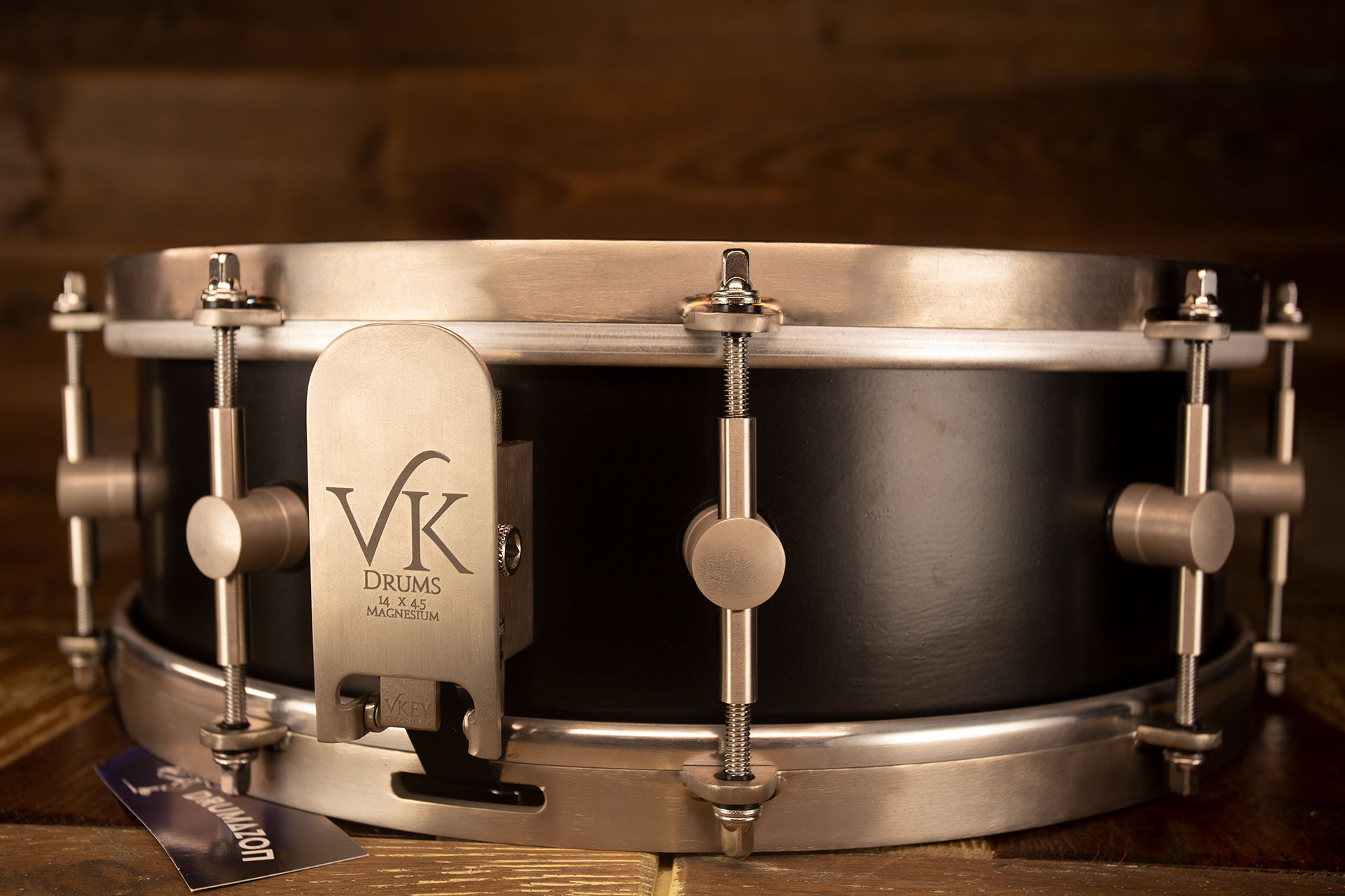 VK-VAN-KLEEF-14X4.5-MAGNESIUM-SNARE-WITH-TITANIUM-HOOPS-DRUMAZON_03.jpg