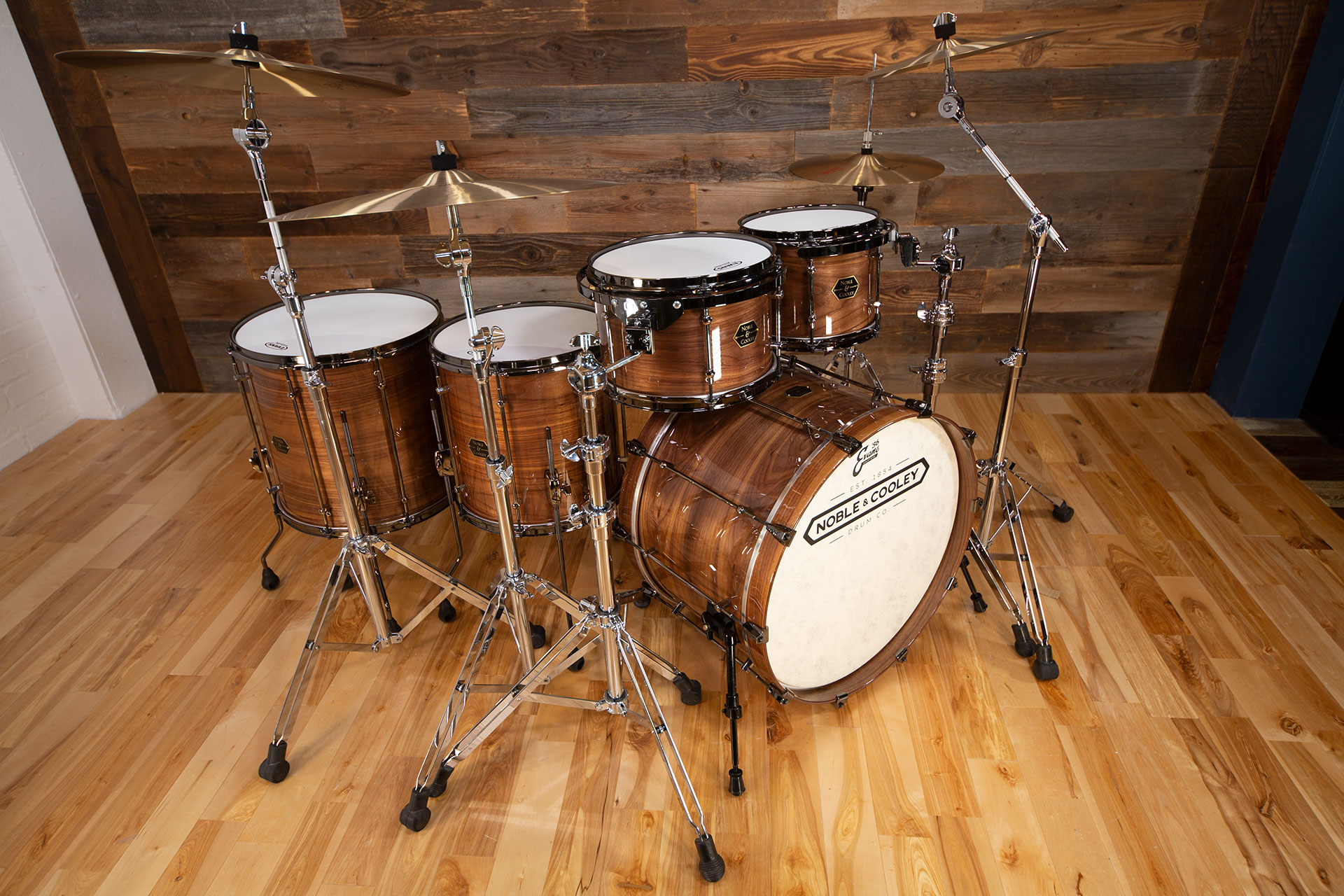 NOBLE-&-COOLEY-WALNUT-CLASSIC-DRUM-KIT-NATURAL-WALNUT-DRUMAZON_12.jpg