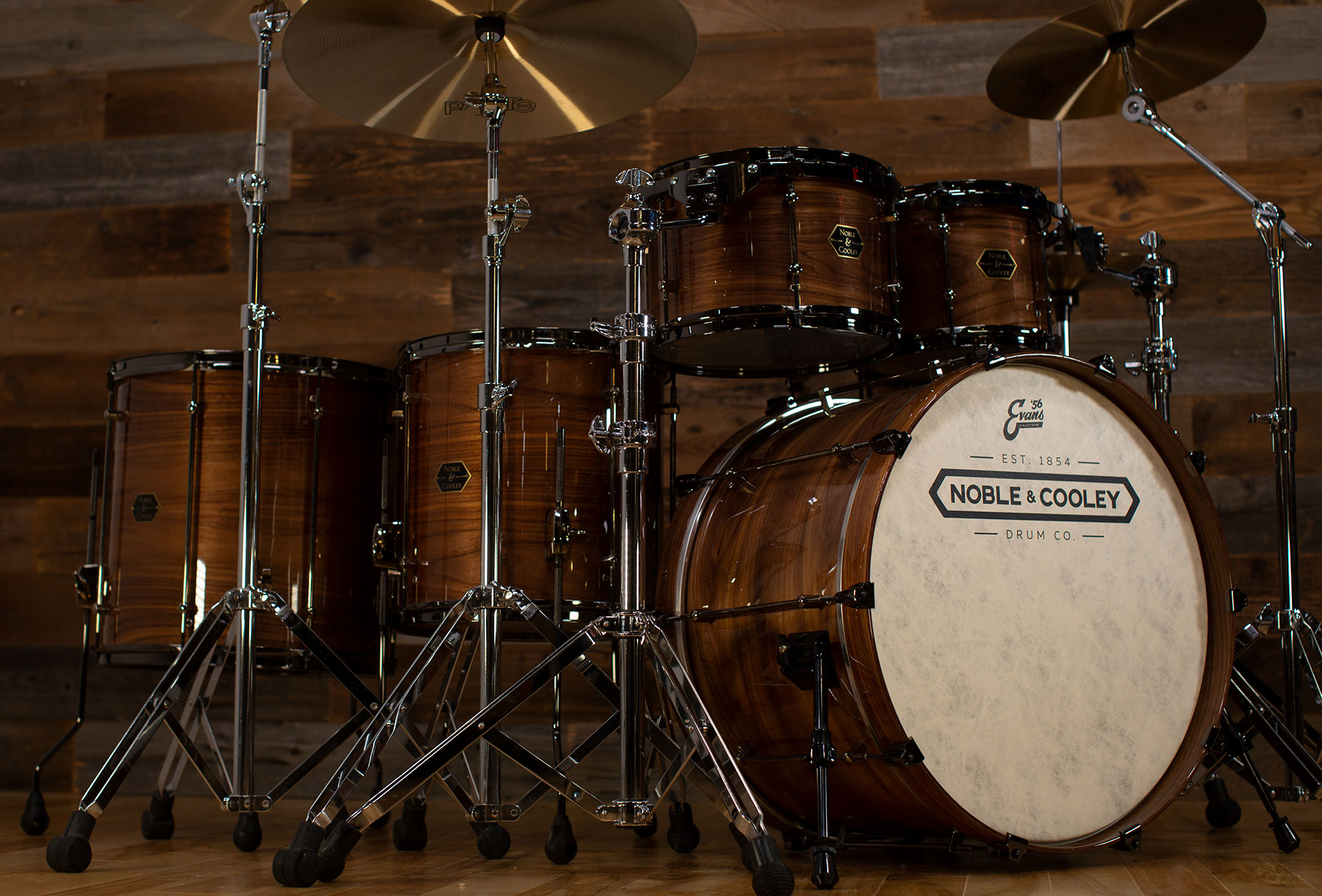 NOBLE-&-COOLEY-WALNUT-CLASSIC-DRUM-KIT-NATURAL-WALNUT-DRUMAZON_18.jpg