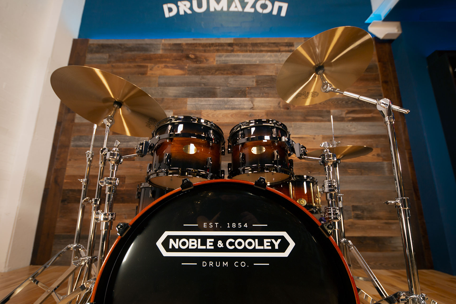 NOBLE-&-COOLEY-CD-MAPLE-KIT-HONEY-MAPLE-BLACK-BURST-DRUMAZON_04.jpg