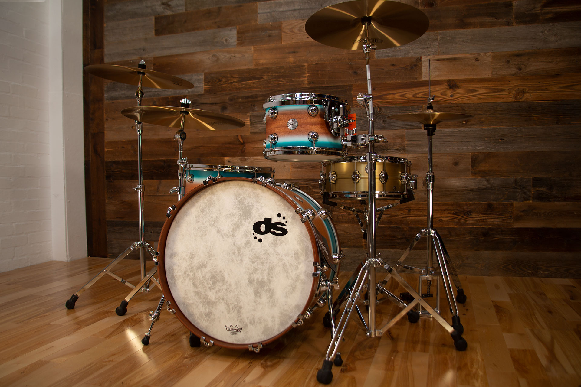 DS-REBEL-ALL-MAHOGANY-SURF-DUCO-DRUMAZON_02.jpg