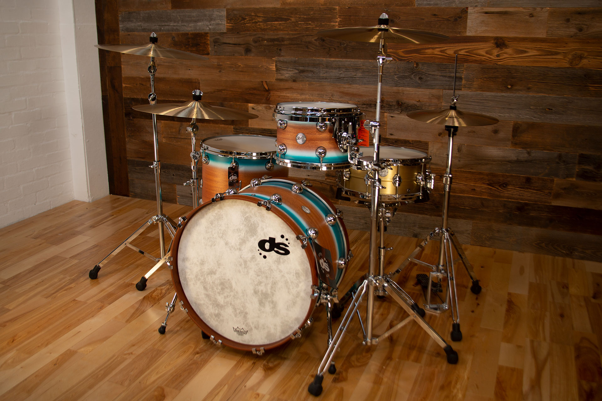 DS-REBEL-ALL-MAHOGANY-SURF-DUCO-DRUMAZON_03.jpg