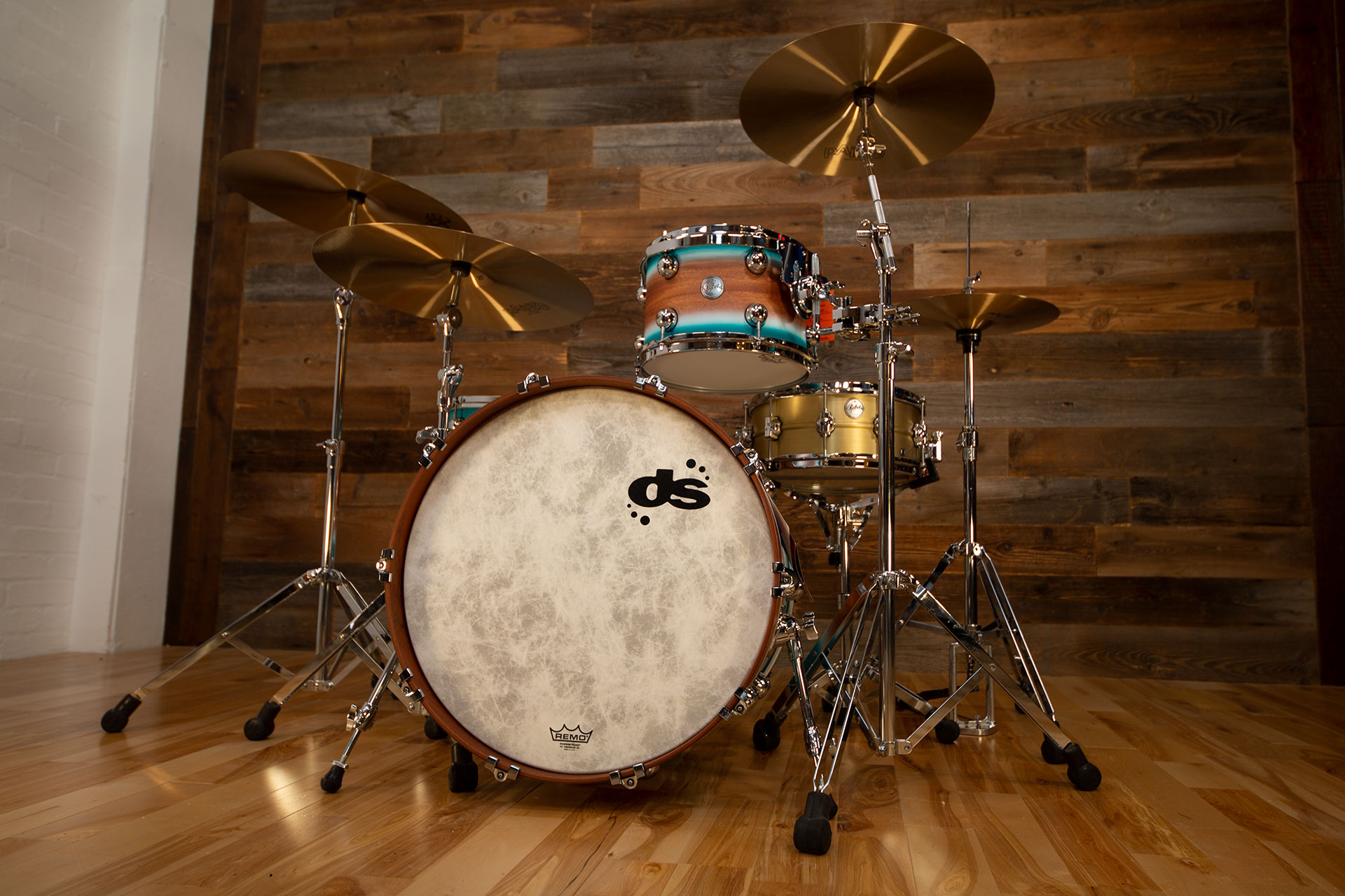 DS-REBEL-ALL-MAHOGANY-SURF-DUCO-DRUMAZON_05.jpg