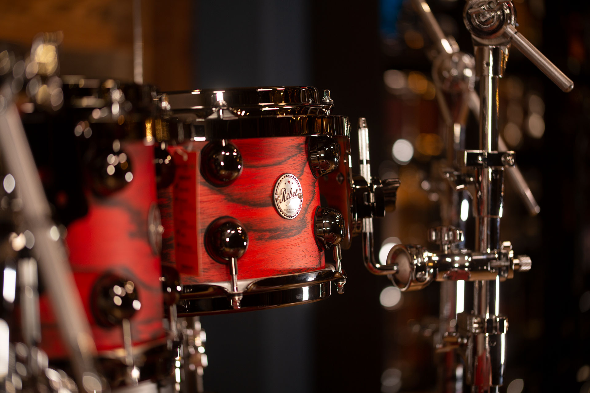 DS-ALL-BIRCH-RED-PINE-EXOTIC-5-PIECE-DRUM-KIT-DRUMAZON_06.jpg