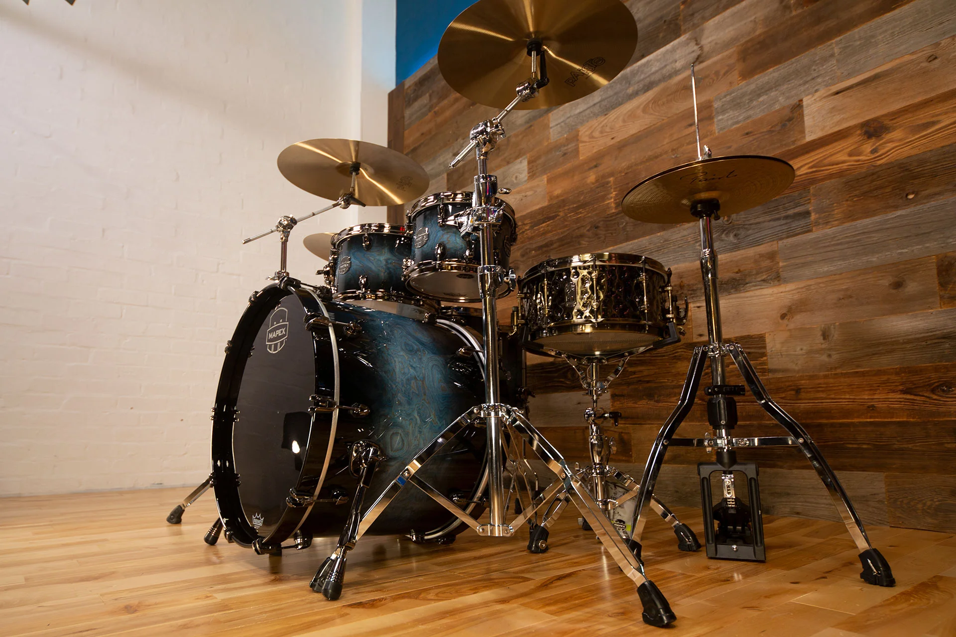 MAPEX-SATURN-V-EXOTIC-SOUND-WAVE-TWIN-DEEP-WATER-MAPLE-BURL-DRUMAZON_07.jpg