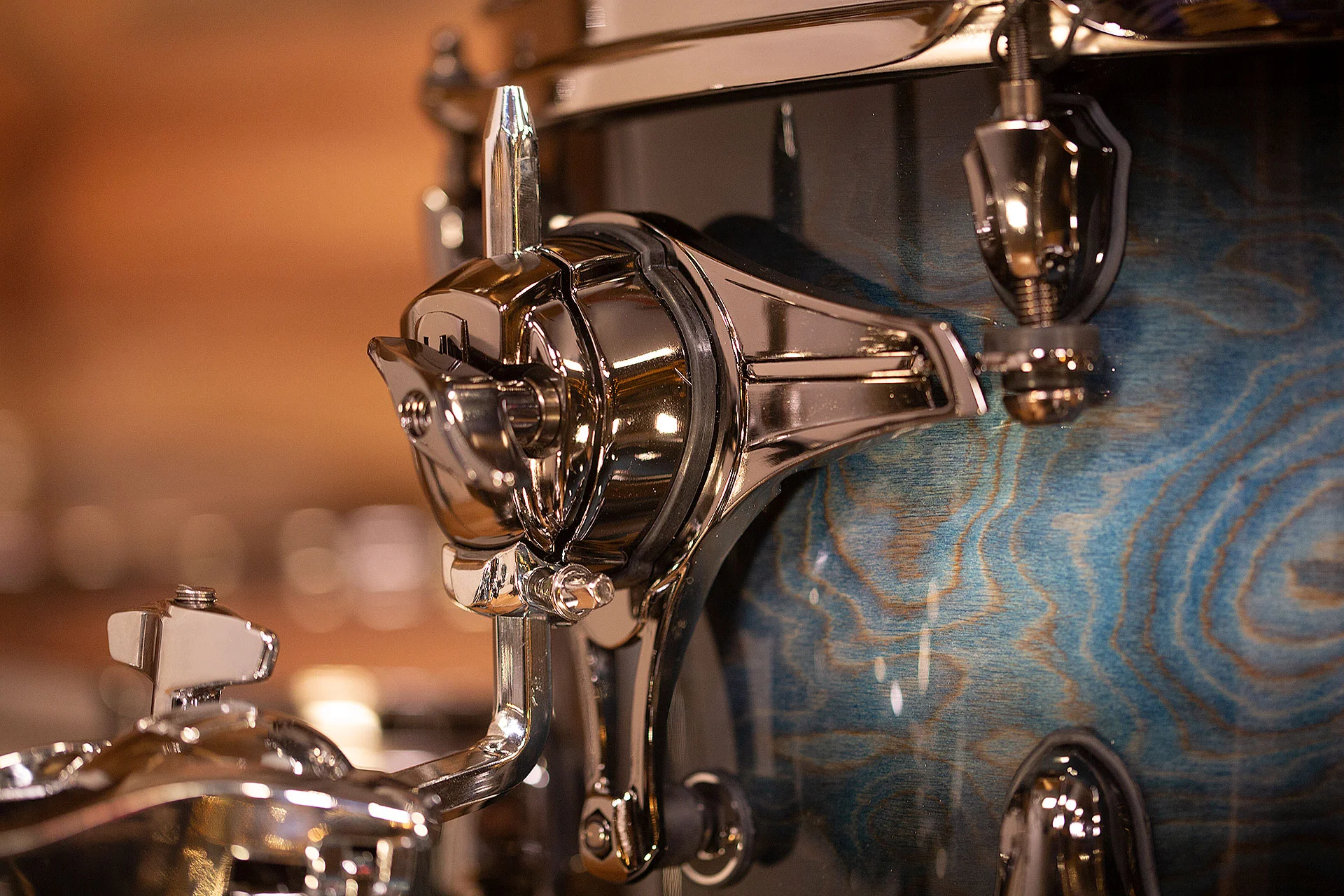 MAPEX-SATURN-V-EXOTIC-SOUND-WAVE-TWIN-DEEP-WATER-MAPLE-BURL-DRUMAZON_11.jpg